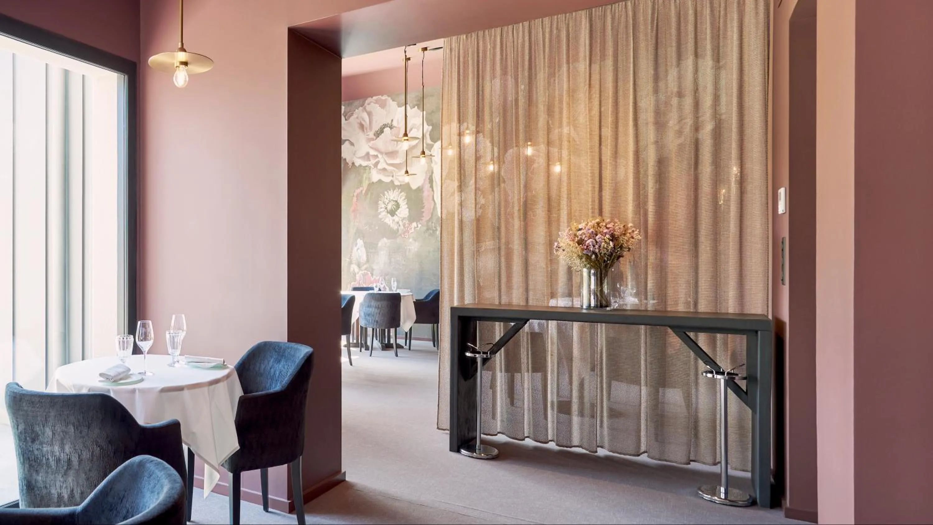 Property building in Maison Tiegezh