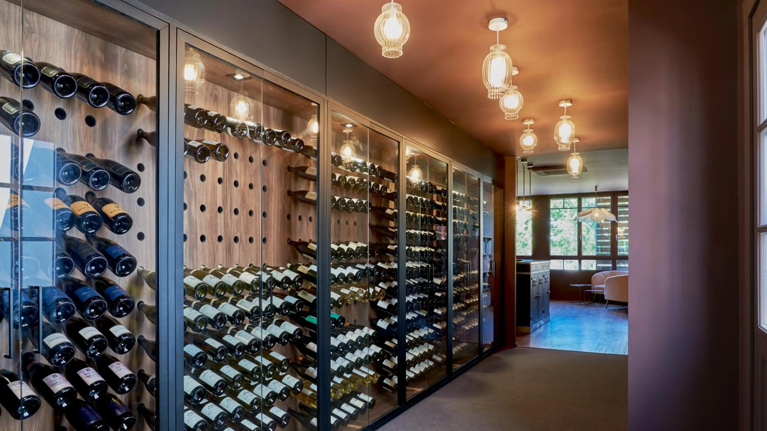 On-site shops in Maison Tiegezh