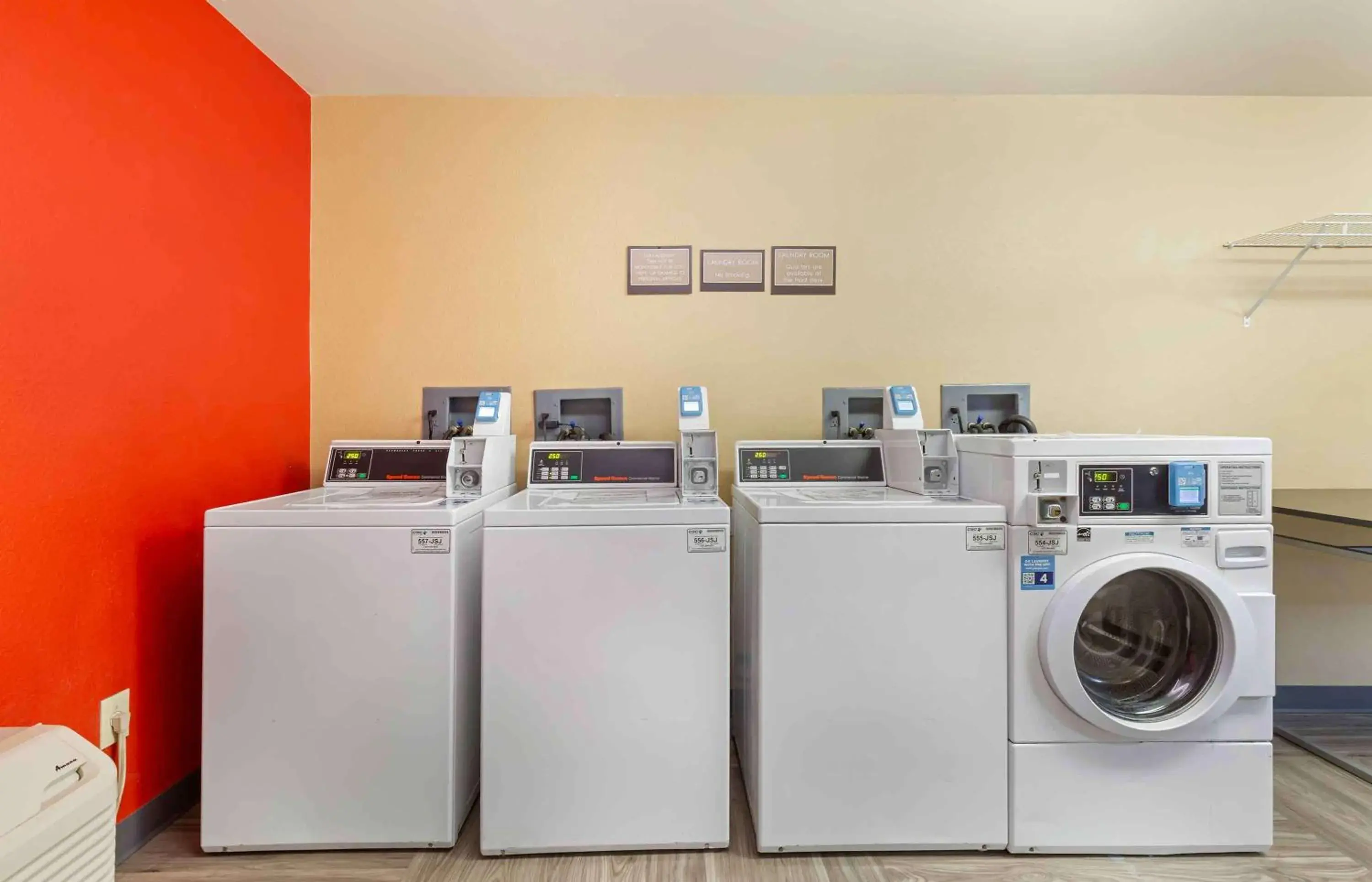 Property building in Extended Stay America Suites - Washington, DC - Landover Property building in Extended Stay America Suites - Washington, DC - Landover