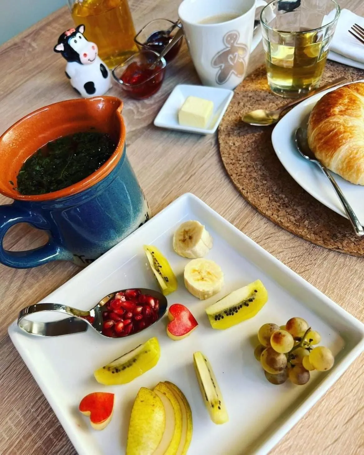 Food and drinks in Chalet Diognysos B&B, Wellness & Boutique Hotel