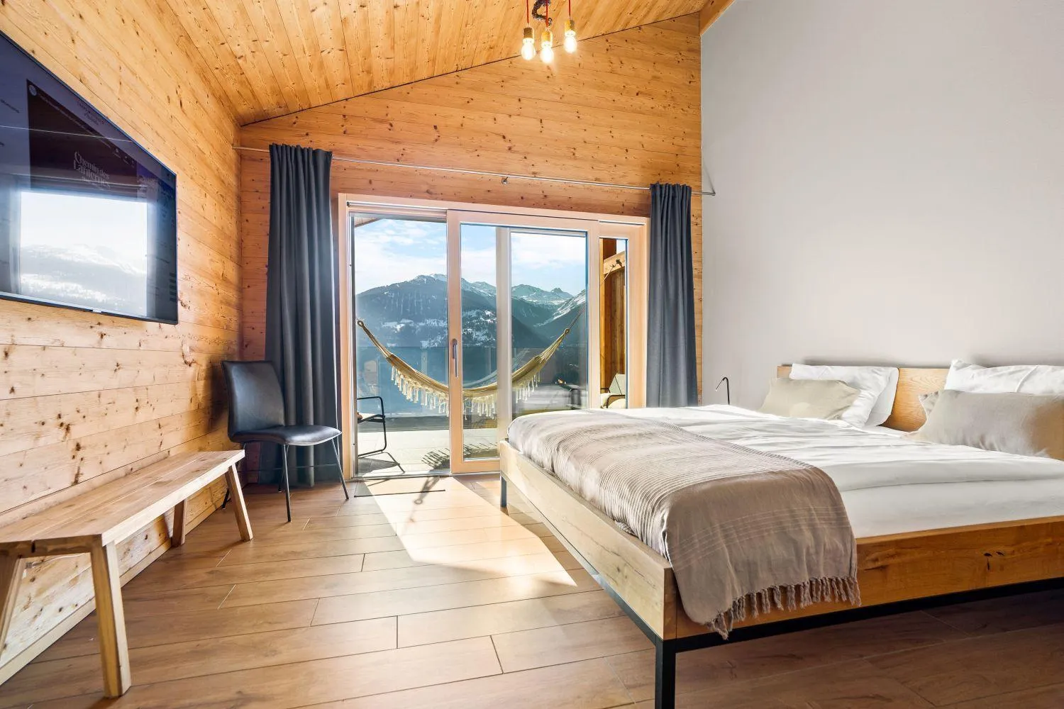 Bed in Chalet Diognysos B&B, Wellness & Boutique Hotel