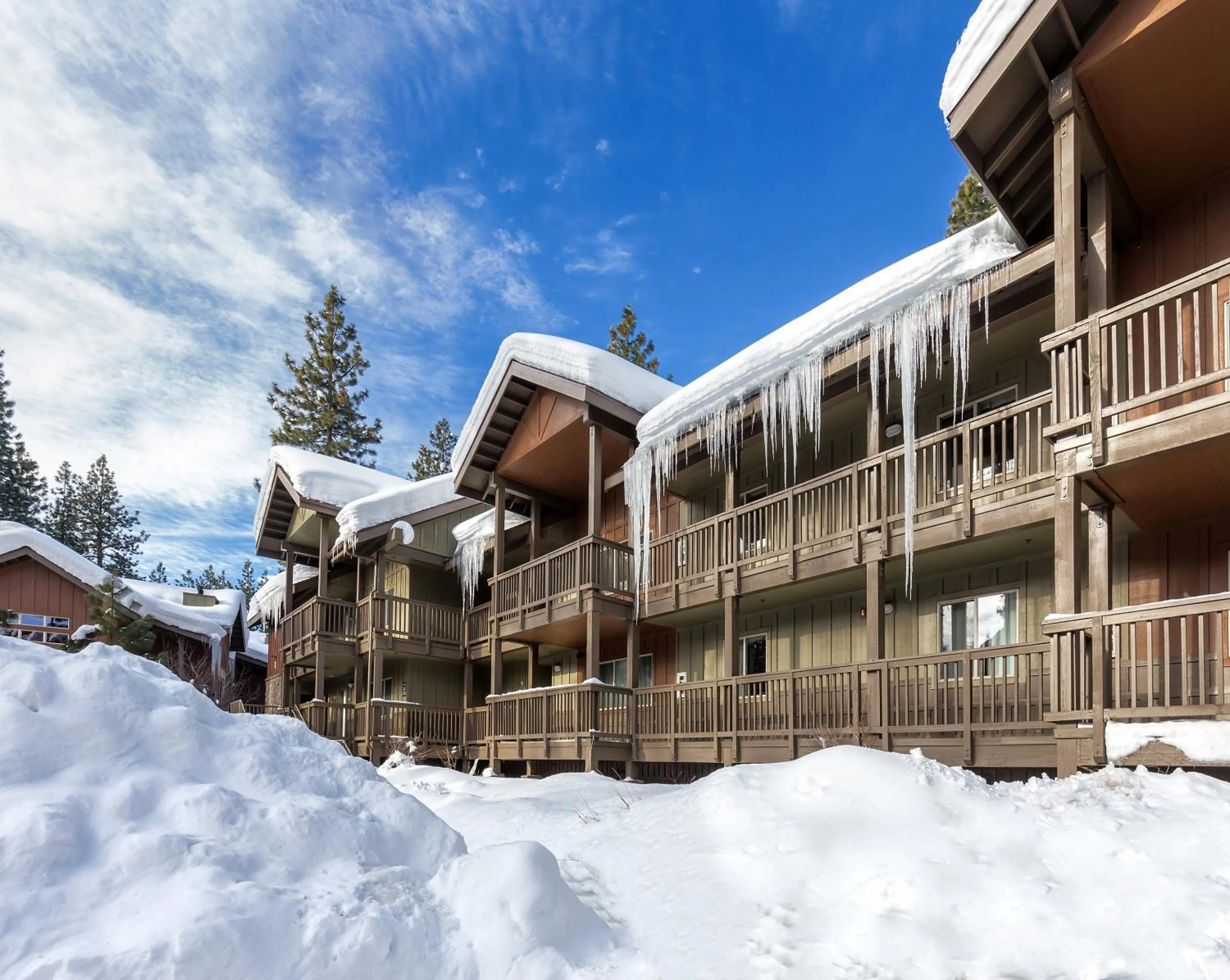 Property building in WorldMark South Shore