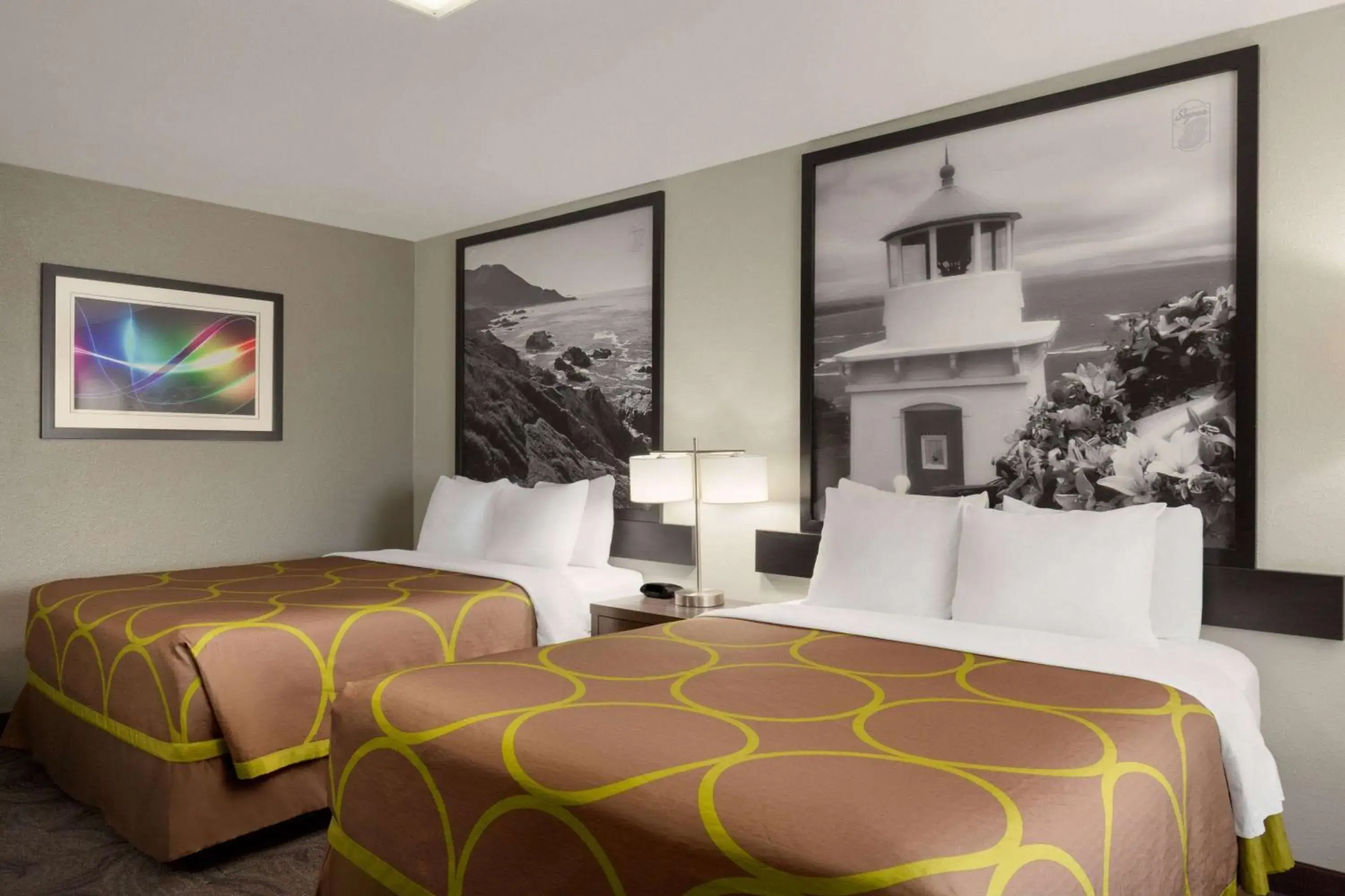 Photo of the whole room, Bed in Super 8 by Wyndham Eureka Photo of the whole room, Bed in Super 8 by Wyndham Eureka