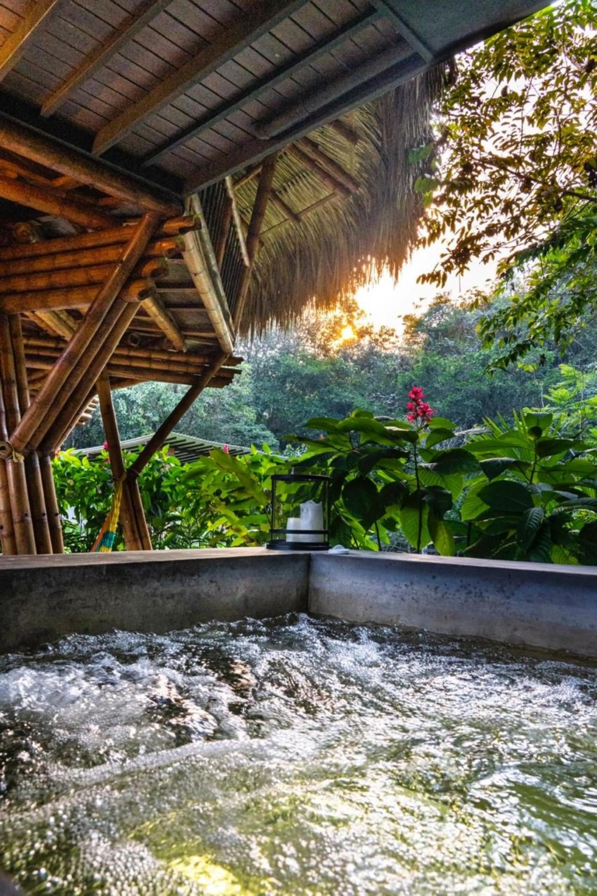 Hot Tub in El Rio Hotel