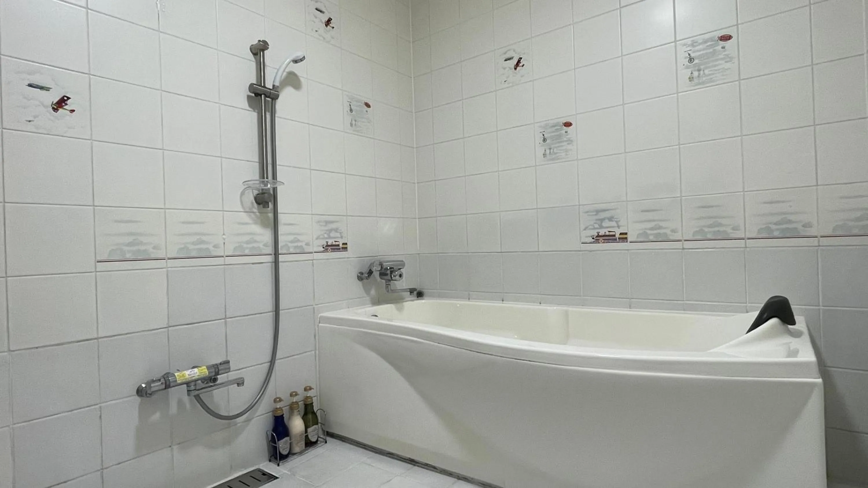 Shower in HiyagunLanaiResort