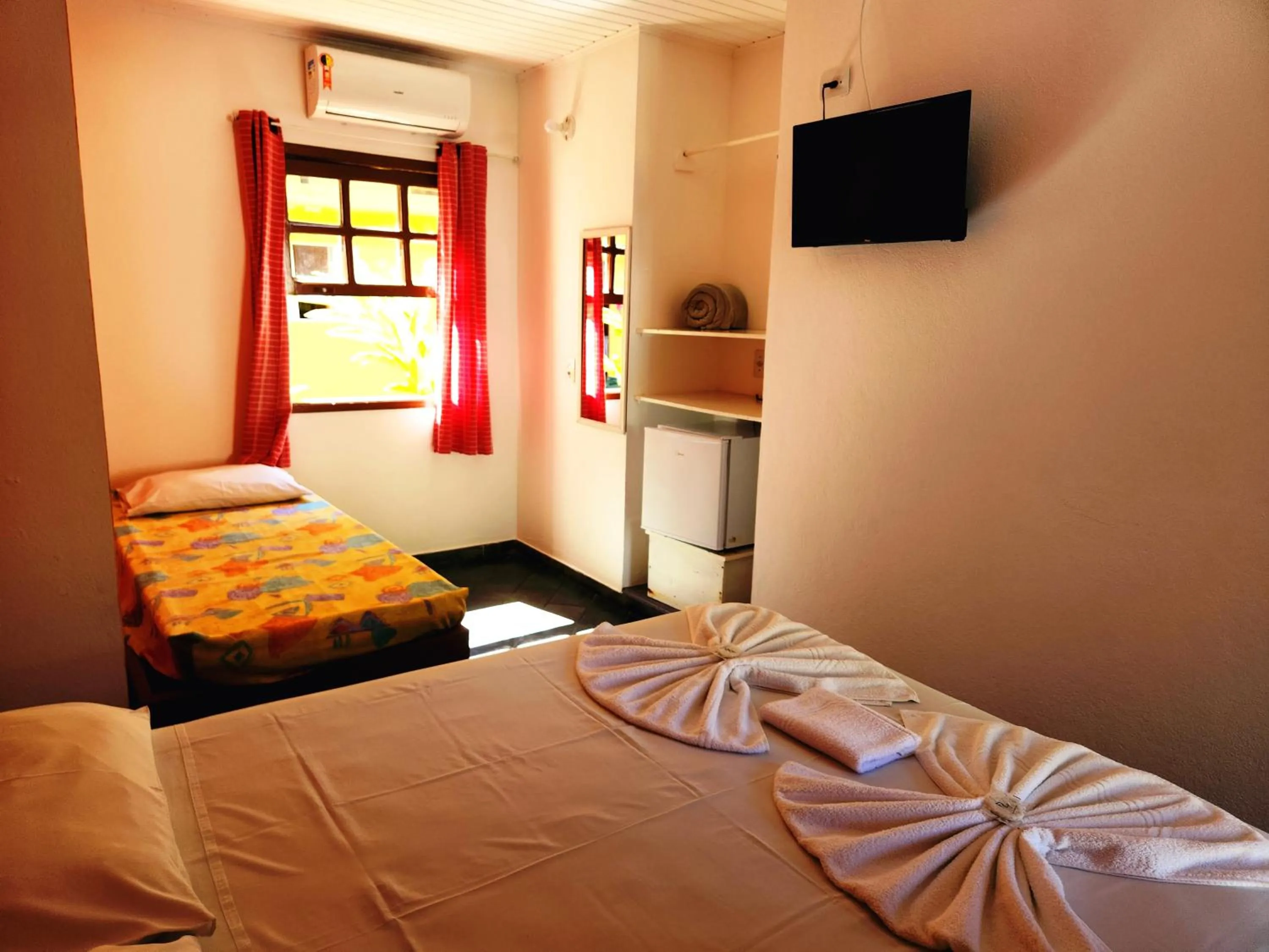Bedroom, Bed in Pousada Viva Ubatuba