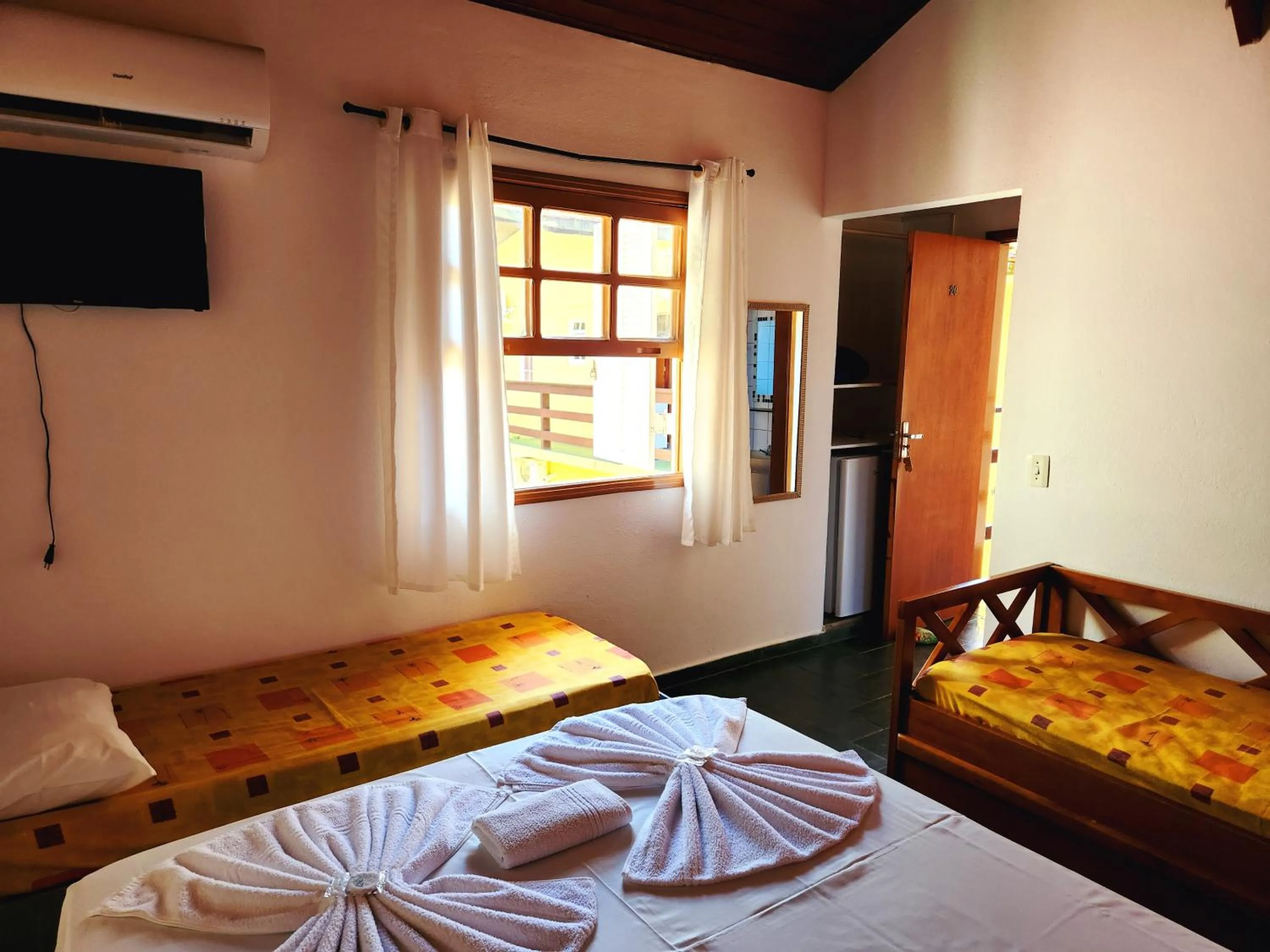 Bedroom, Bed in Pousada Viva Ubatuba