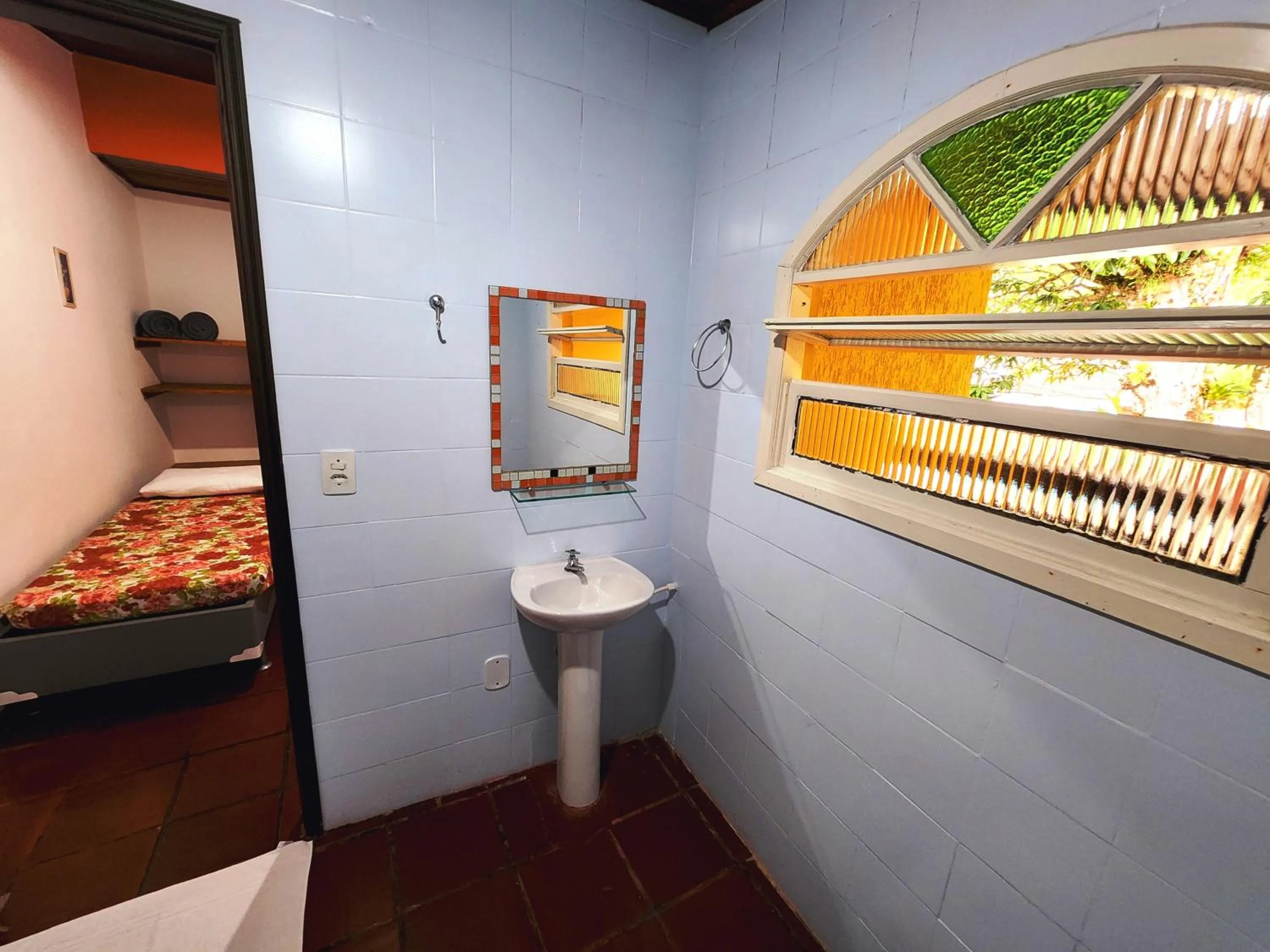 Bathroom, Bed in Pousada Viva Ubatuba