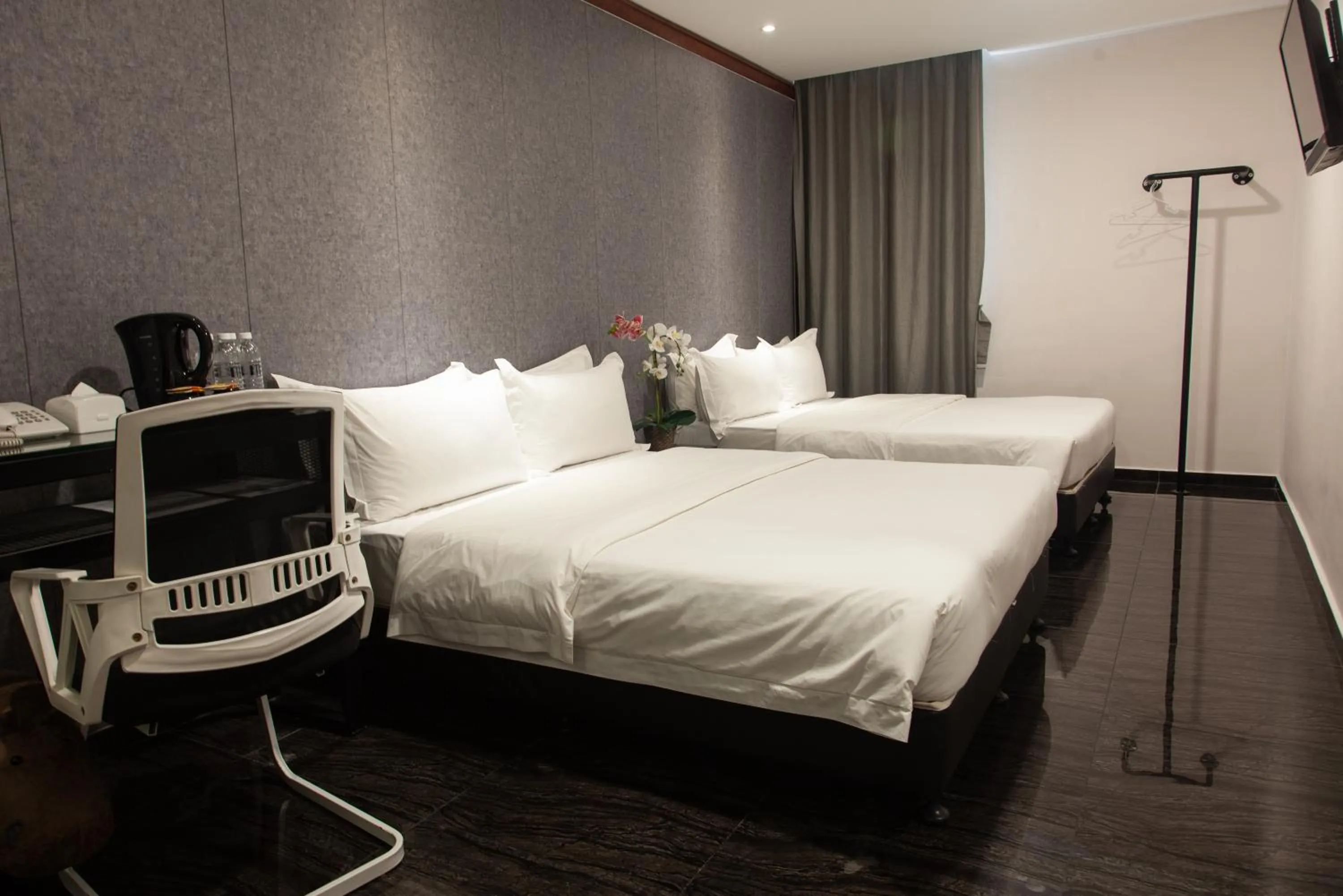 Bed in M Design Hotel @ Taman Pertama