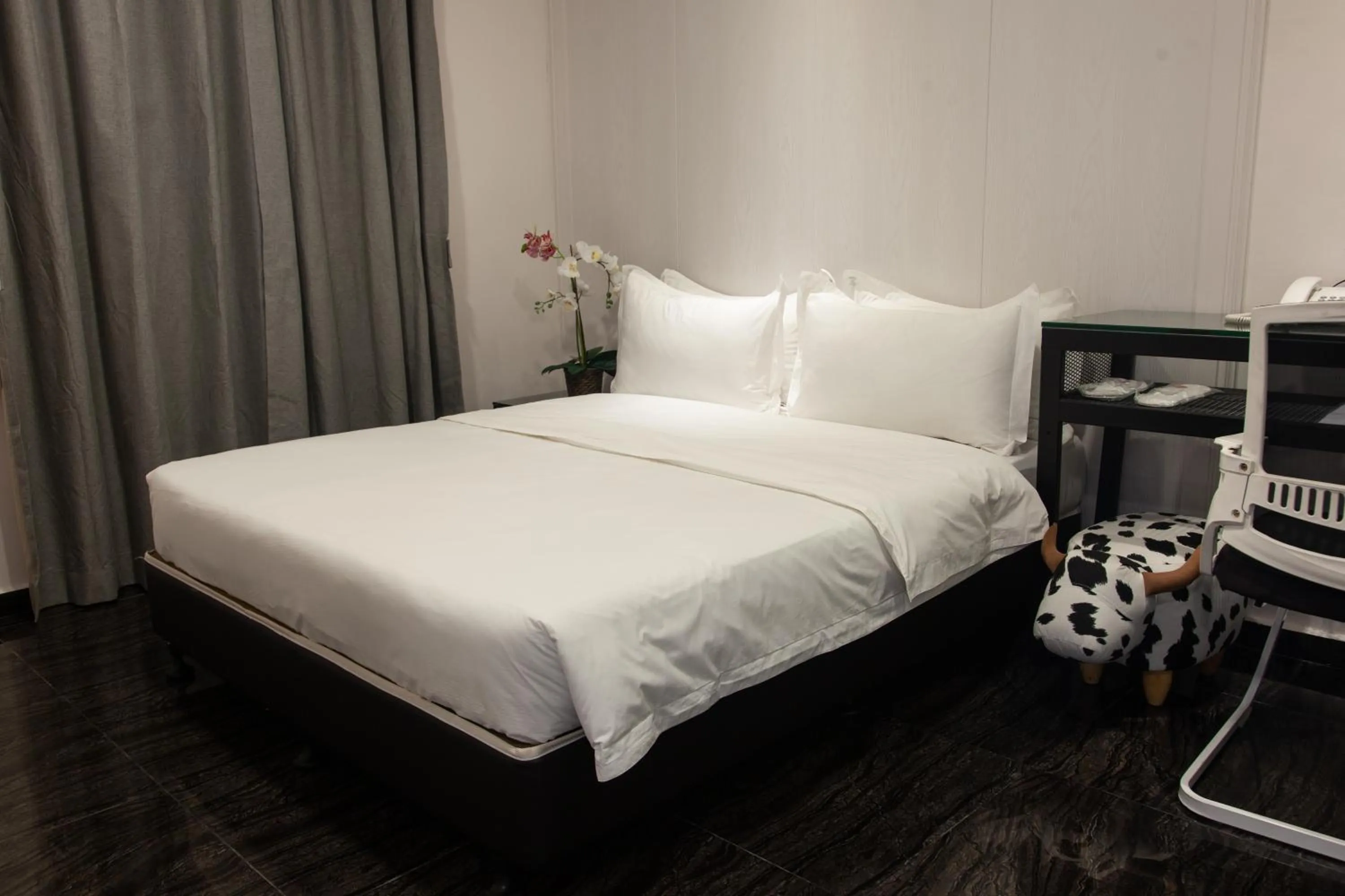 Bed in M Design Hotel @ Taman Pertama