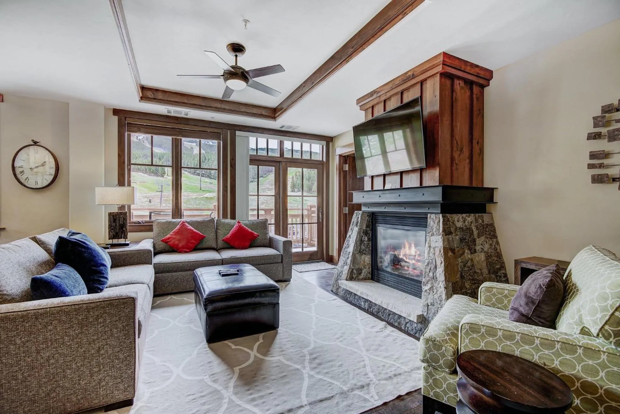 Living room in One Ski Hill, A RockResort