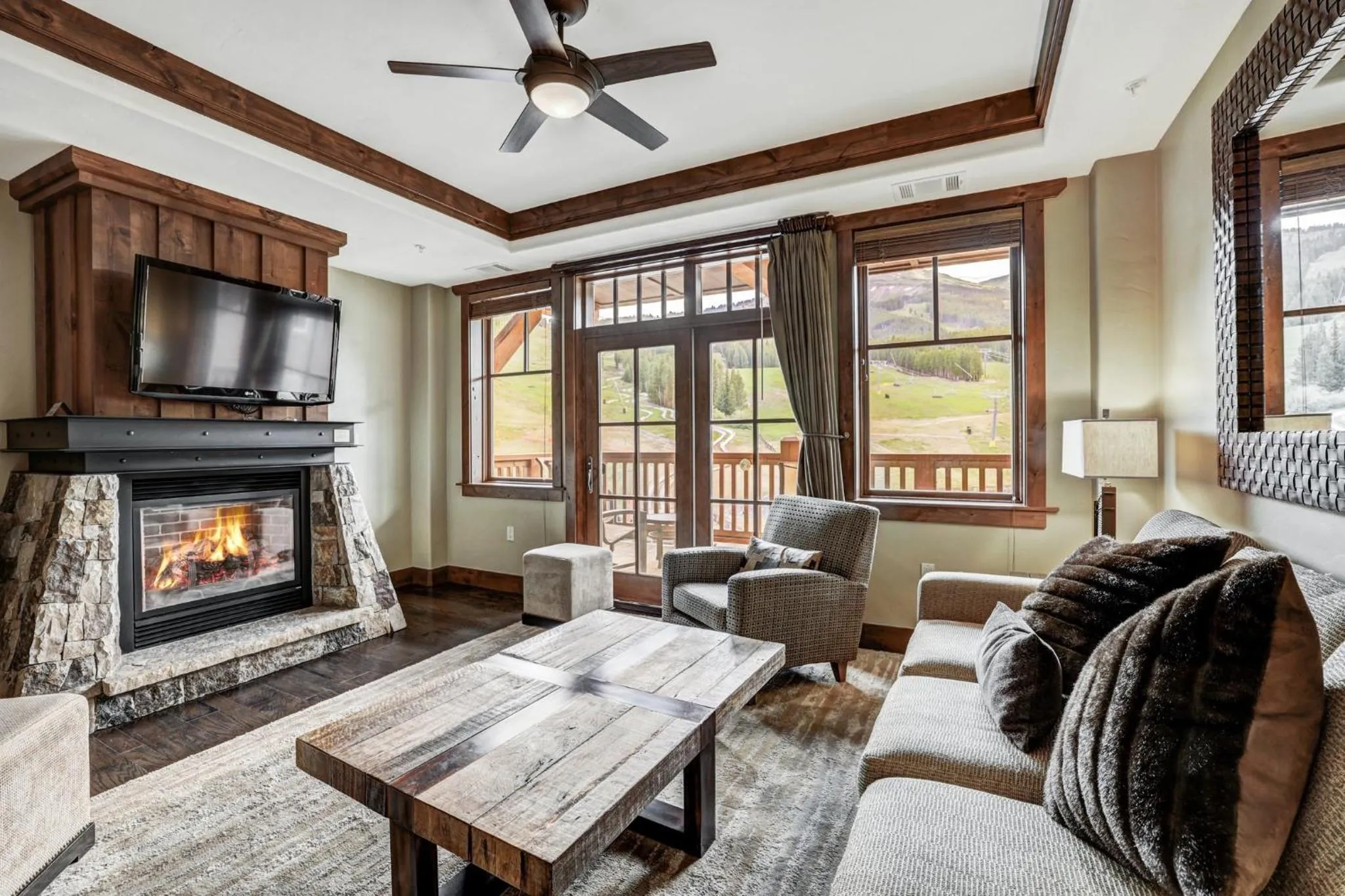 Living room in One Ski Hill, A RockResort