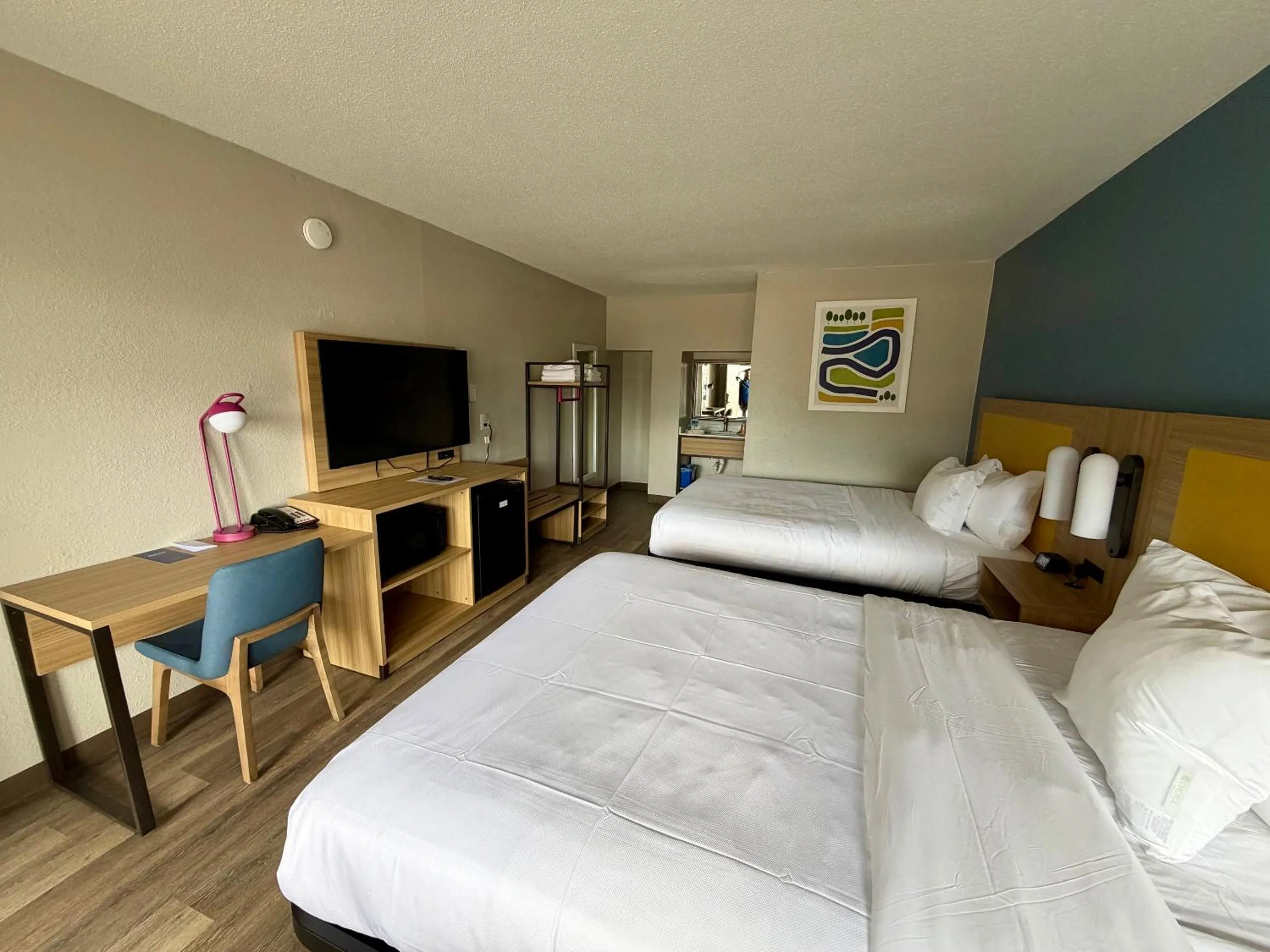 Bed in Park Inn by Radisson, Weldon - Roanoke Rapids
