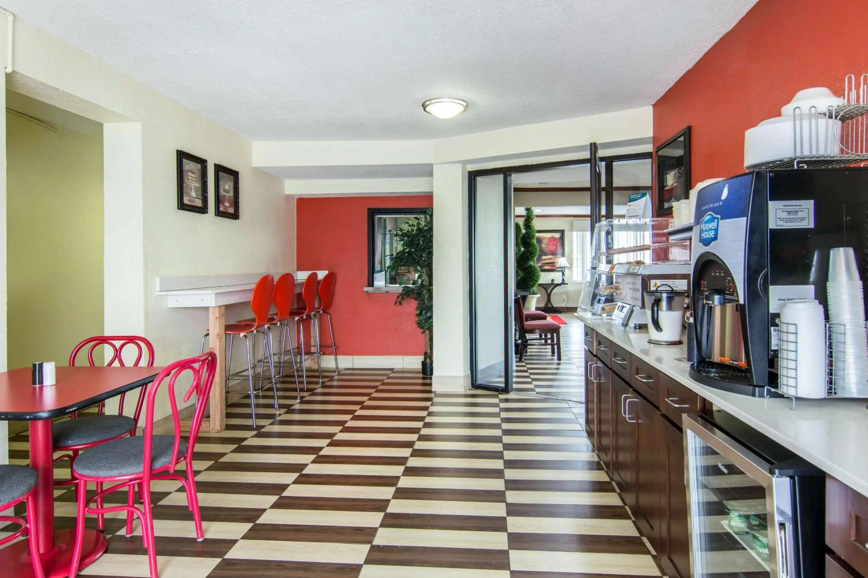 Restaurant/places to eat in Econo Lodge Weldon - Roanoke Rapids