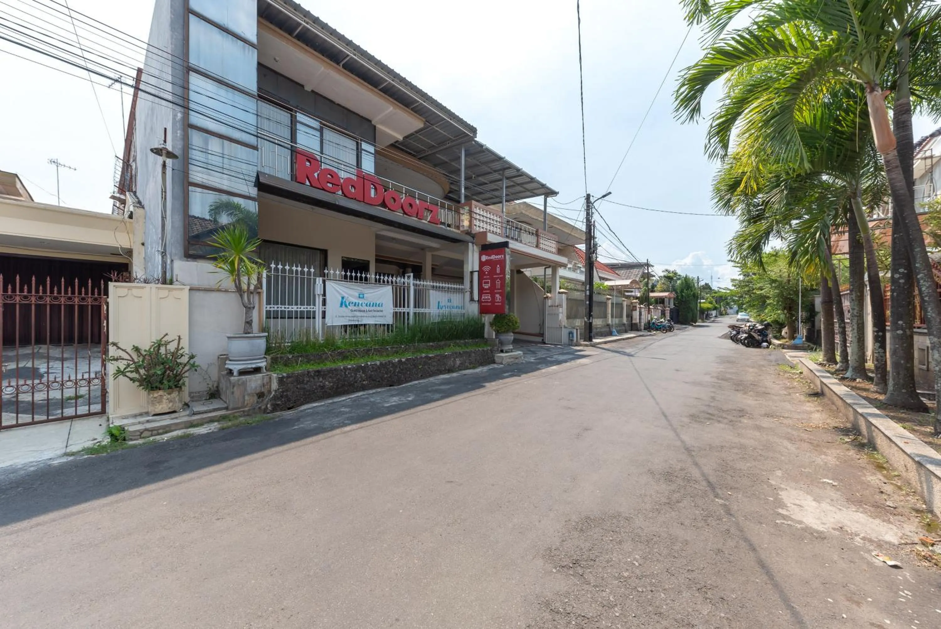 Property building in RedDoorz @ Soekarno Hatta Indah