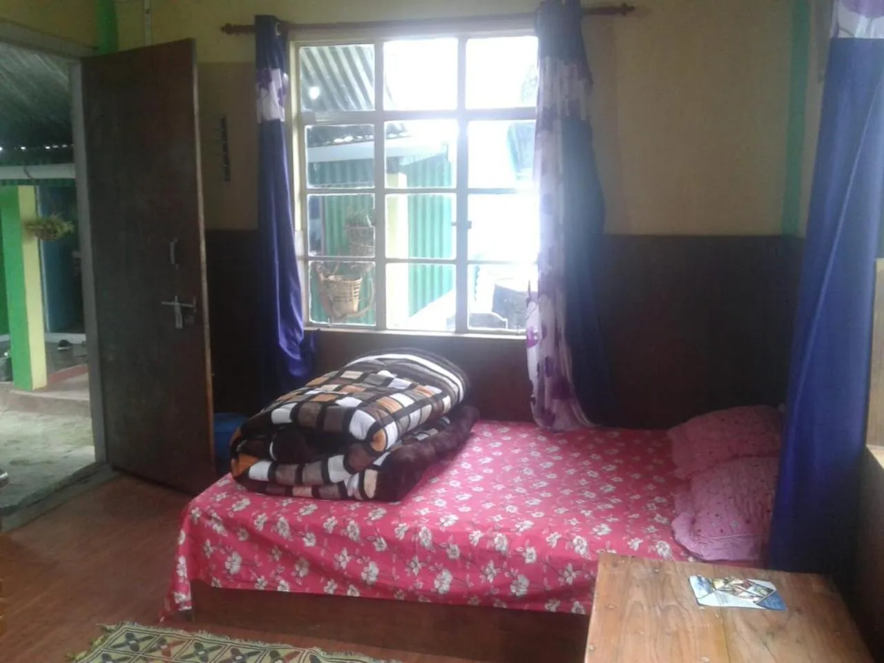 Bed in Vamoose Kunga Delek