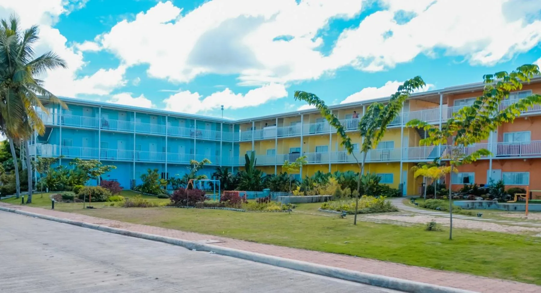 Property building in Maayo San Remigio