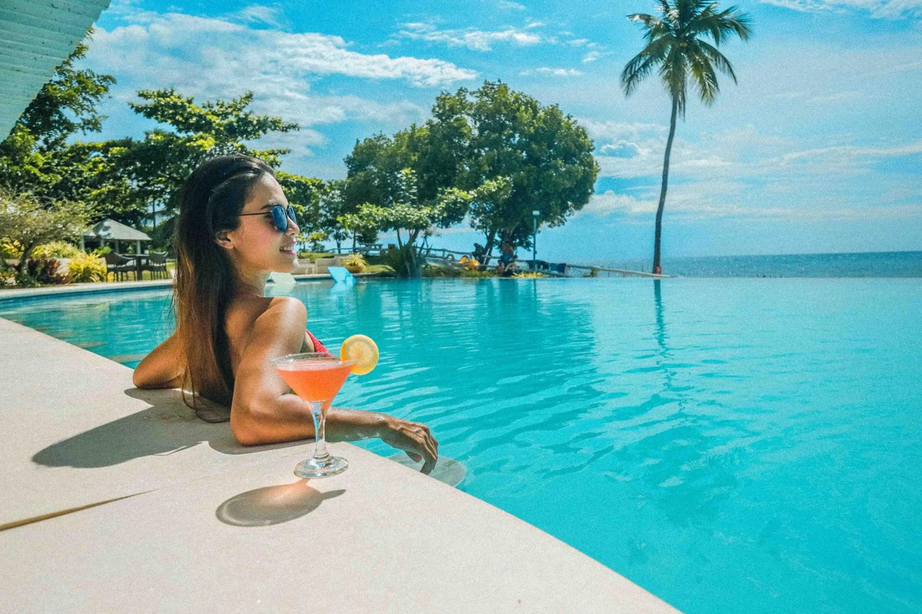 Drinks in Maayo San Remigio