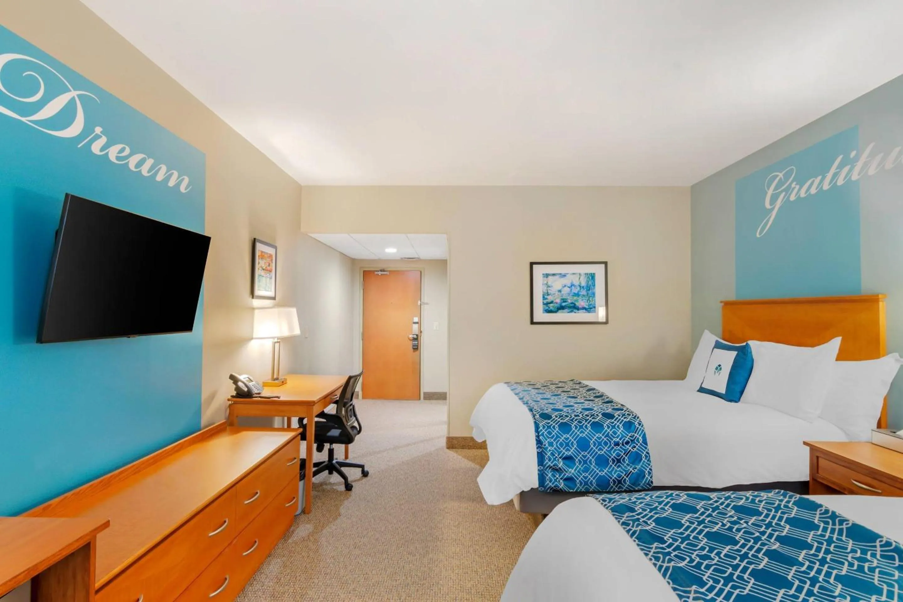 Bedroom, Bed in Unity Hotel and Conference Ctr, an Ascend Collection Hotel