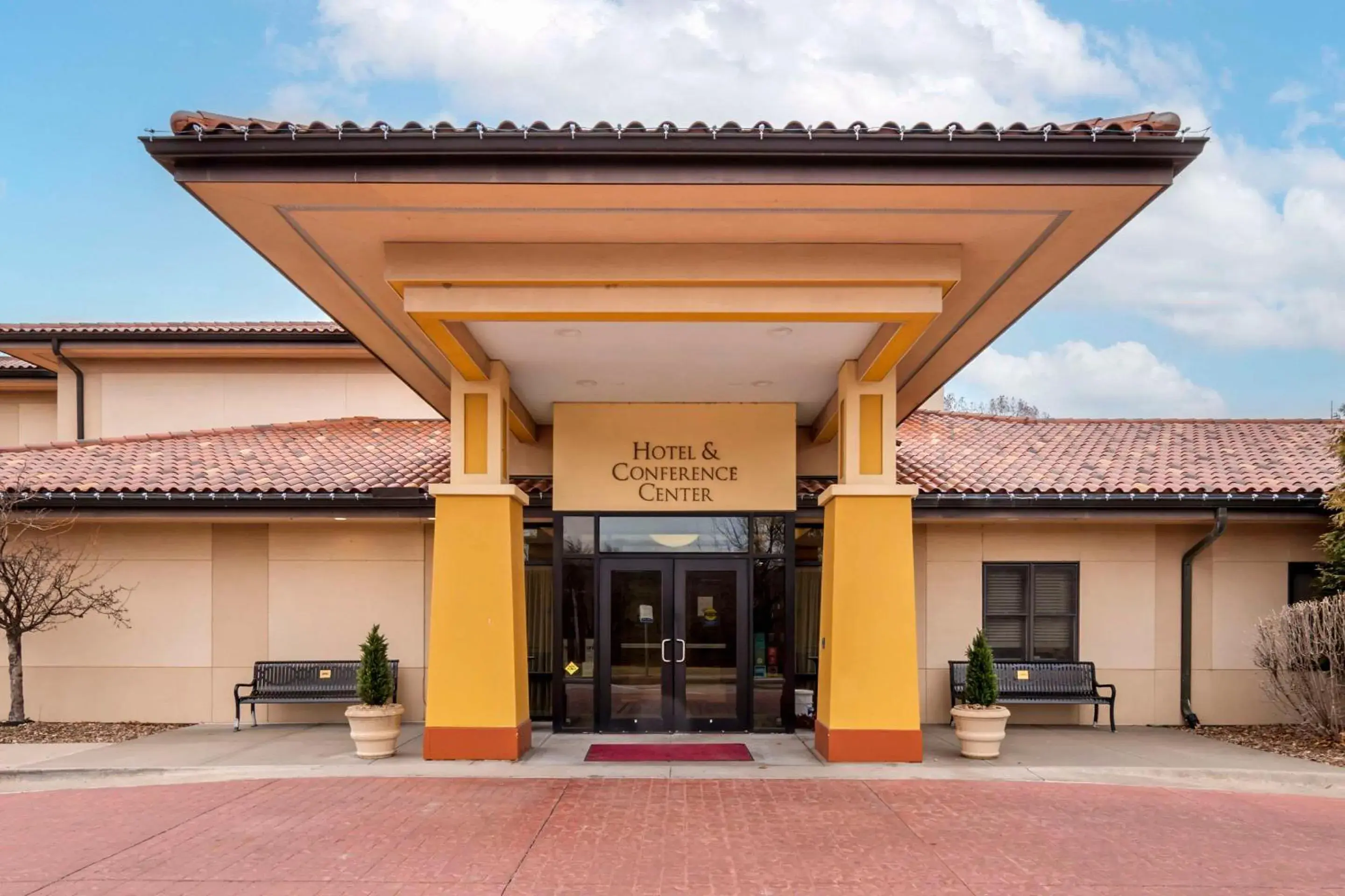 Property building in Unity Hotel and Conference Ctr, an Ascend Collection Hotel Property building in Unity Hotel and Conference Ctr, an Ascend Collection Hotel