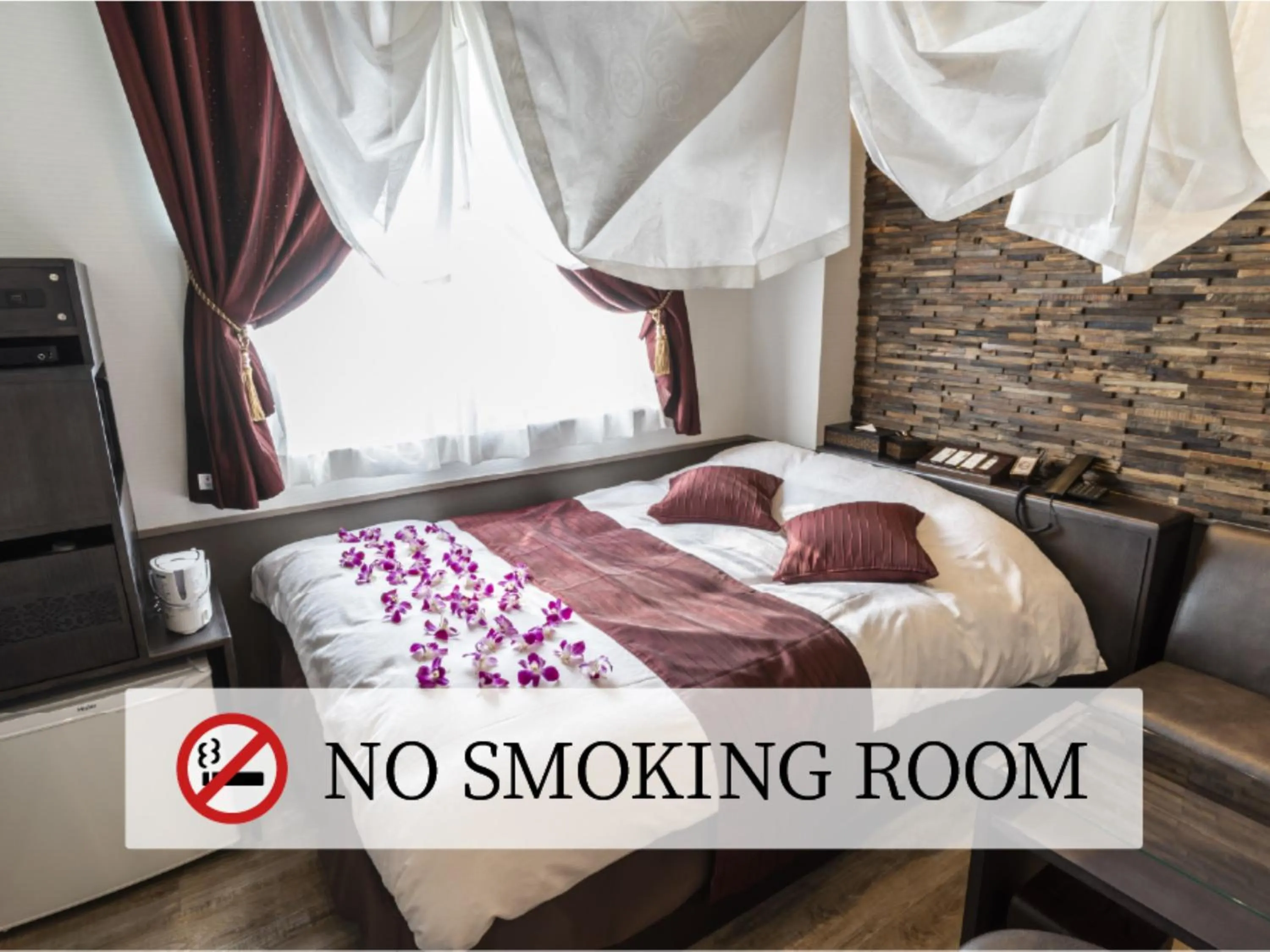 Photo of the whole room, Bed in Hotel Petit Bali Garden Shin Okubo - Shinjuku Sta 10min walk -