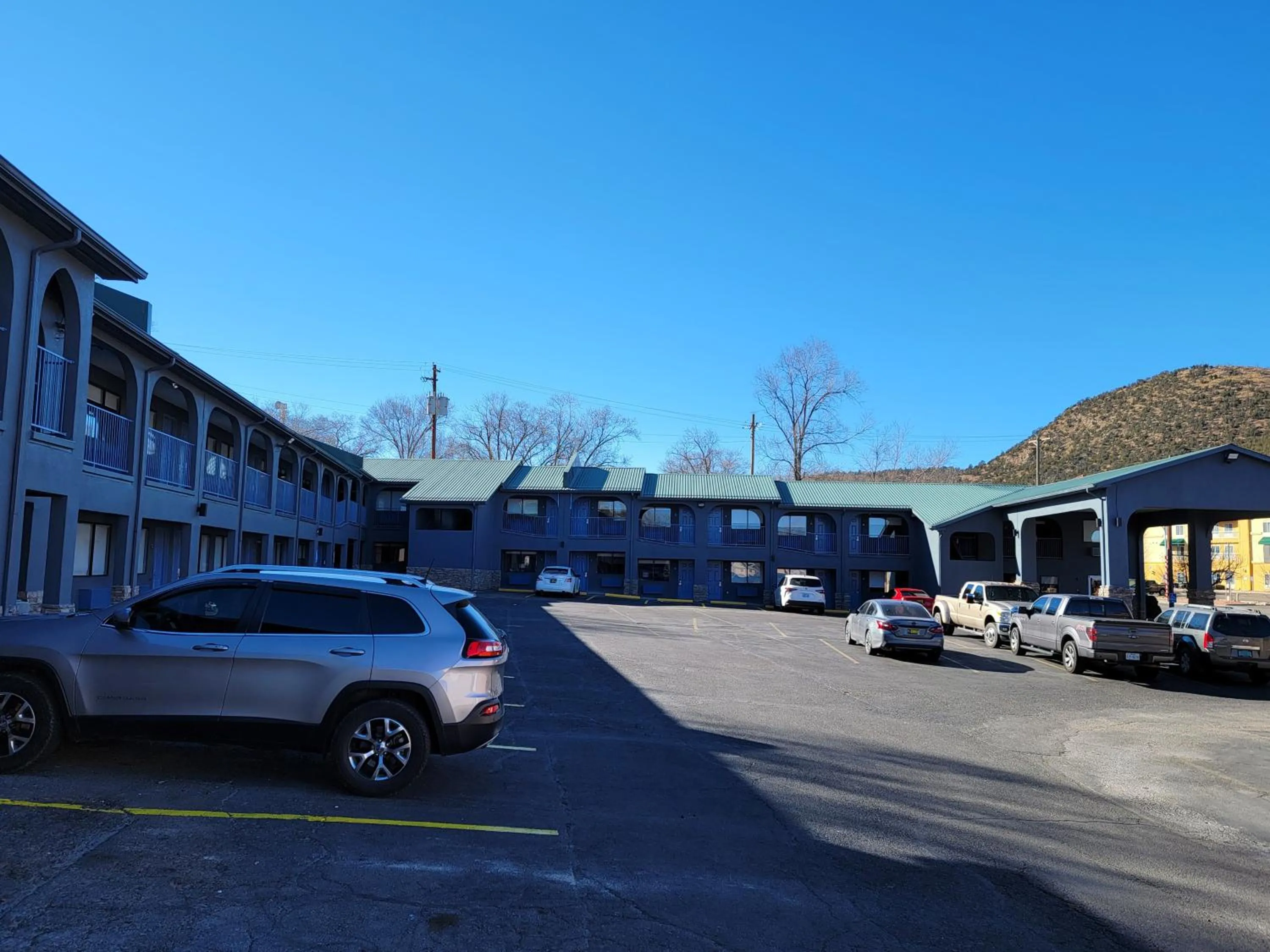 Days Inn by Wyndham Ruidoso Downs