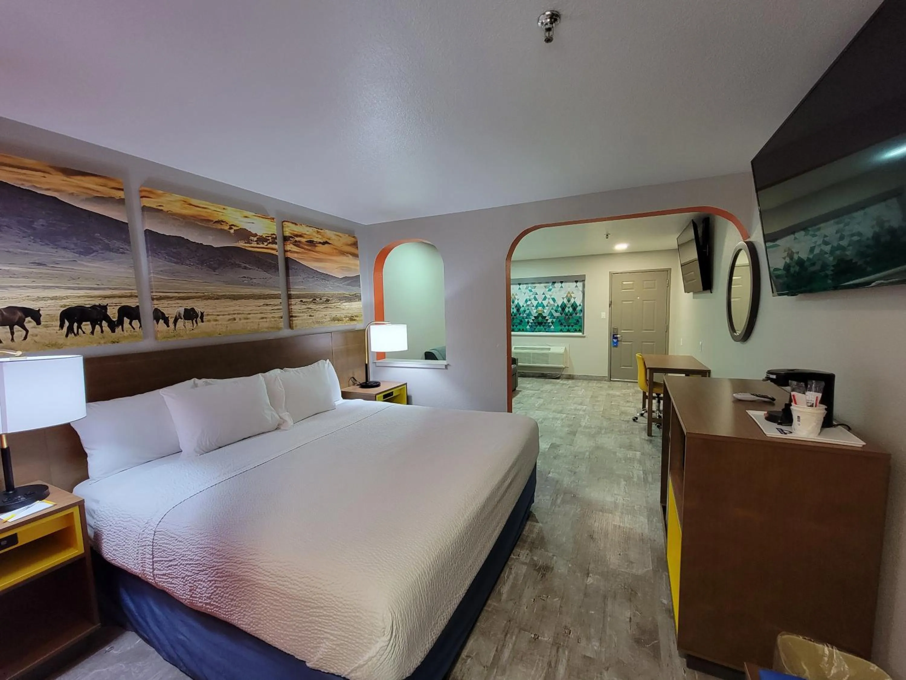 Bed in Days Inn by Wyndham Ruidoso Downs