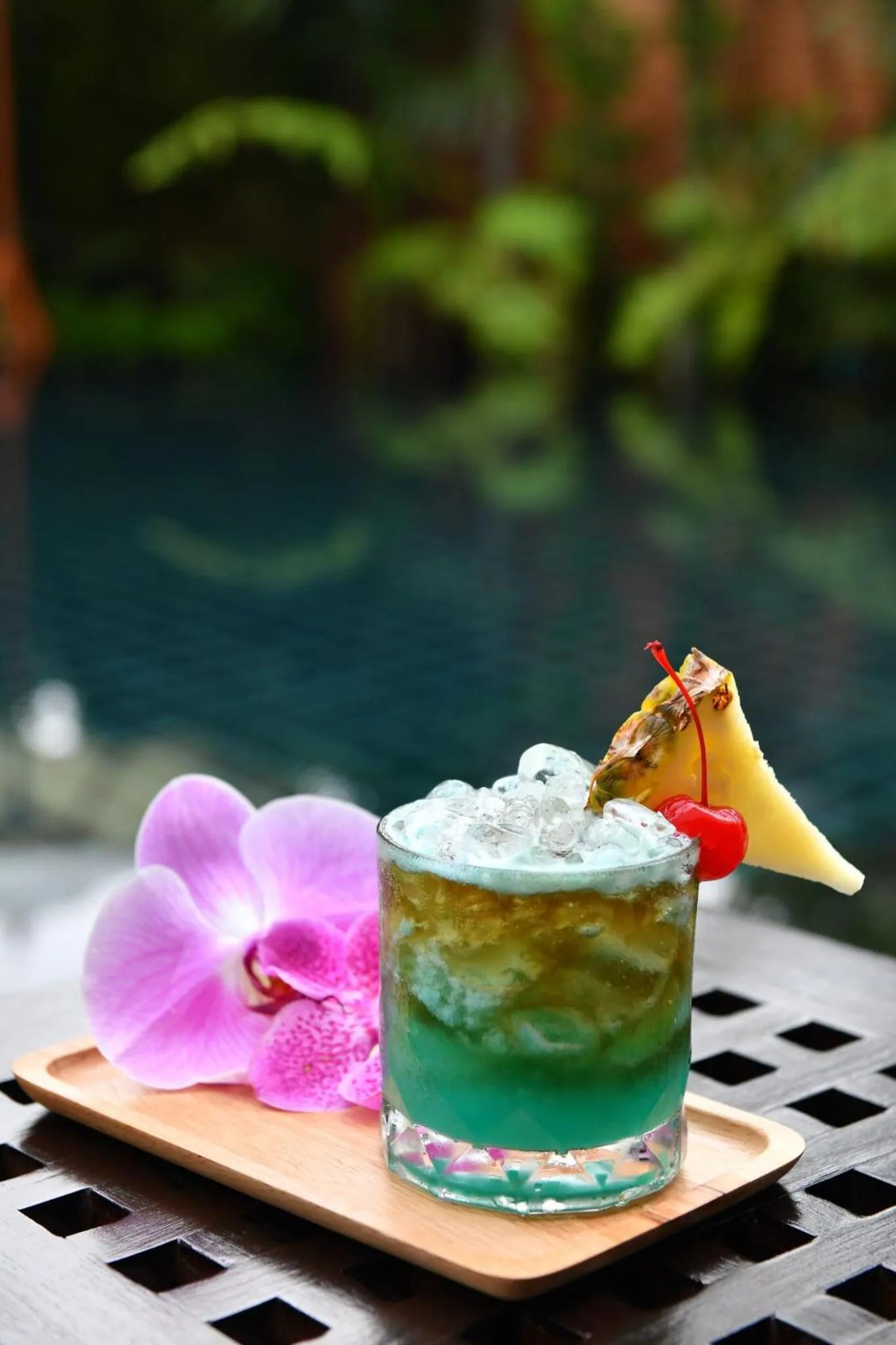 Drinks in El Barrio Lanna