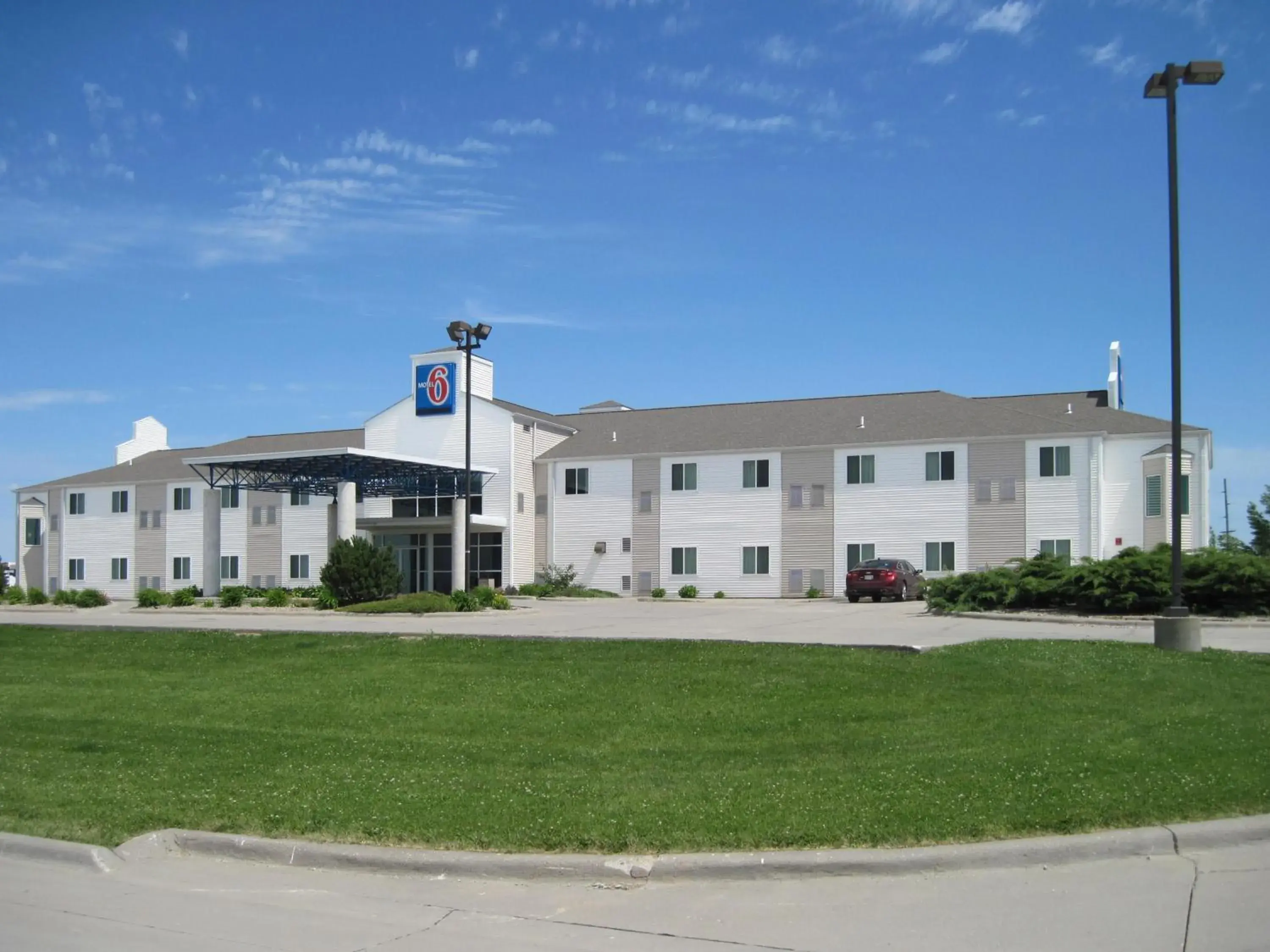 Property building in Motel 6-Avoca, IA Property building in Motel 6-Avoca, IA