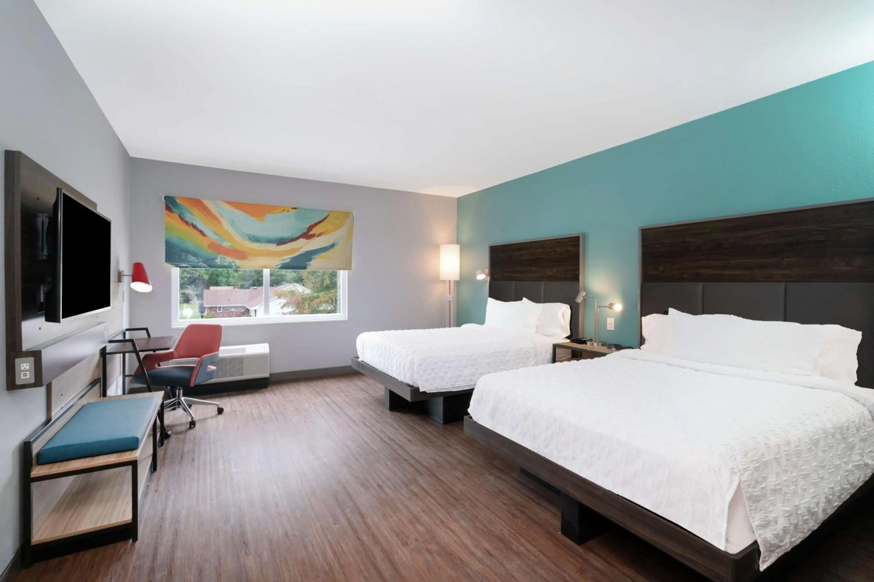 Bedroom, Bed in Tru By Hilton Greenville