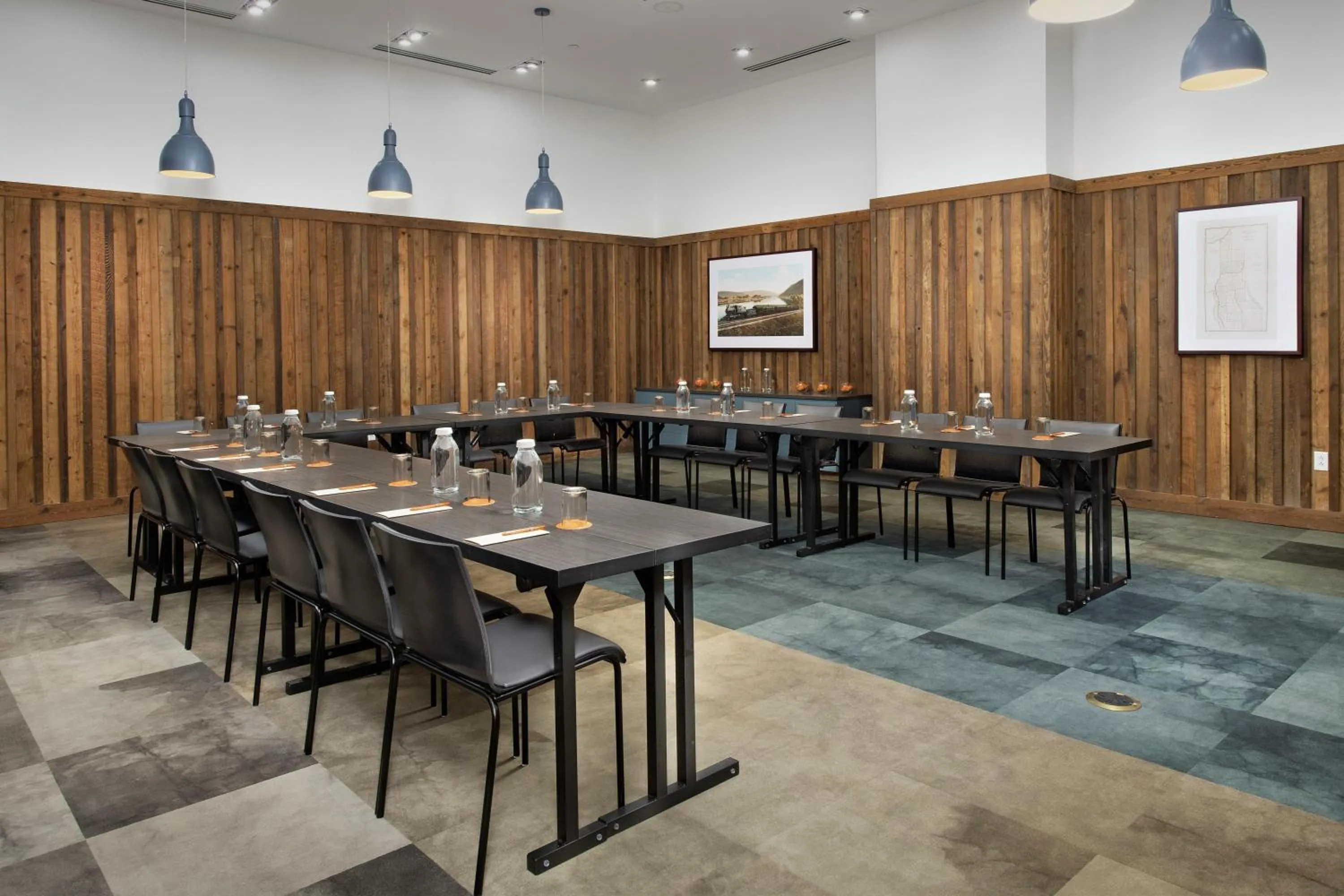 Meeting/conference room in Canopy By Hilton Ithaca Downtown