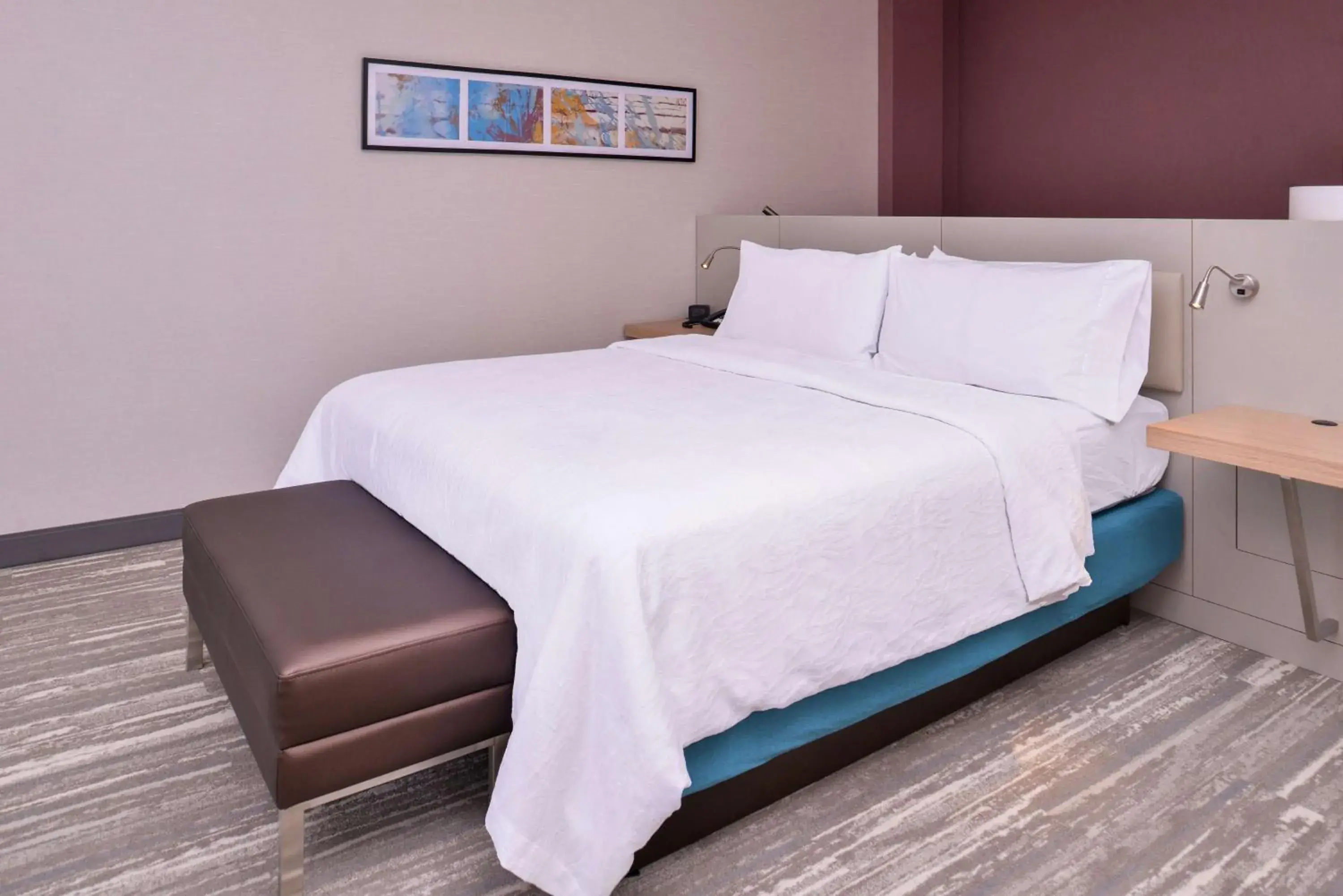 Deluxe King Room - Mobility and Hearing Access in Hilton Garden Inn Kansas City Airport Mo Deluxe King Room - Mobility and Hearing Access in Hilton Garden Inn Kansas City Airport Mo