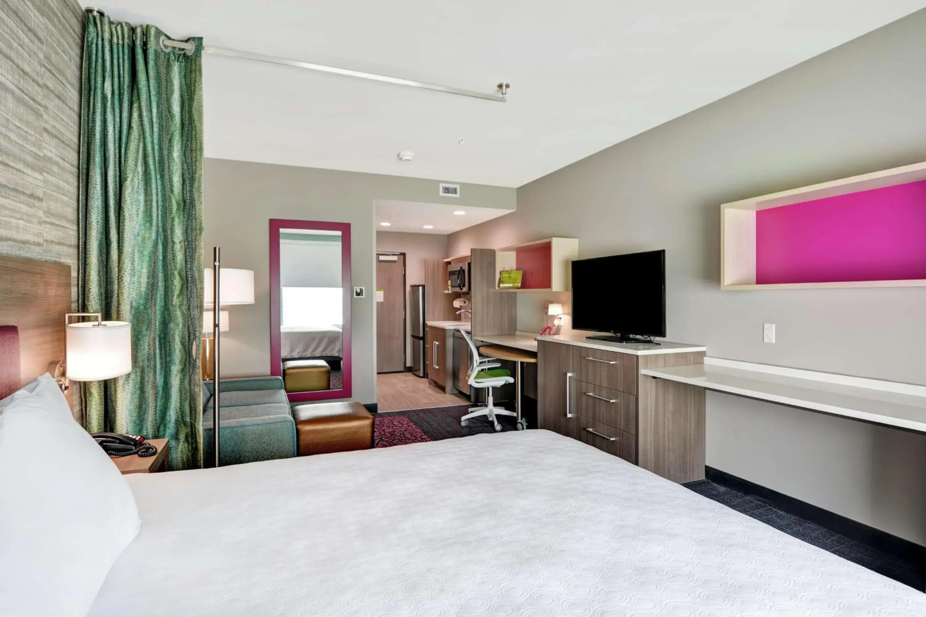 King Studio Suite - Non-Smoking in Home2 Suites By Hilton Pecos Tx King Studio Suite - Non-Smoking in Home2 Suites By Hilton Pecos Tx