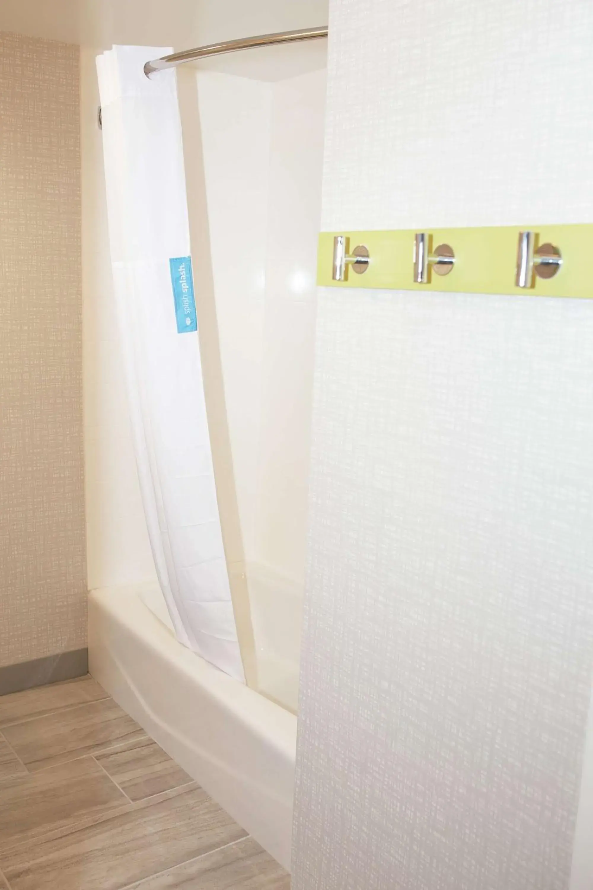 Bathroom in Hampton Inn and Suites Dundee Bathroom in Hampton Inn and Suites Dundee