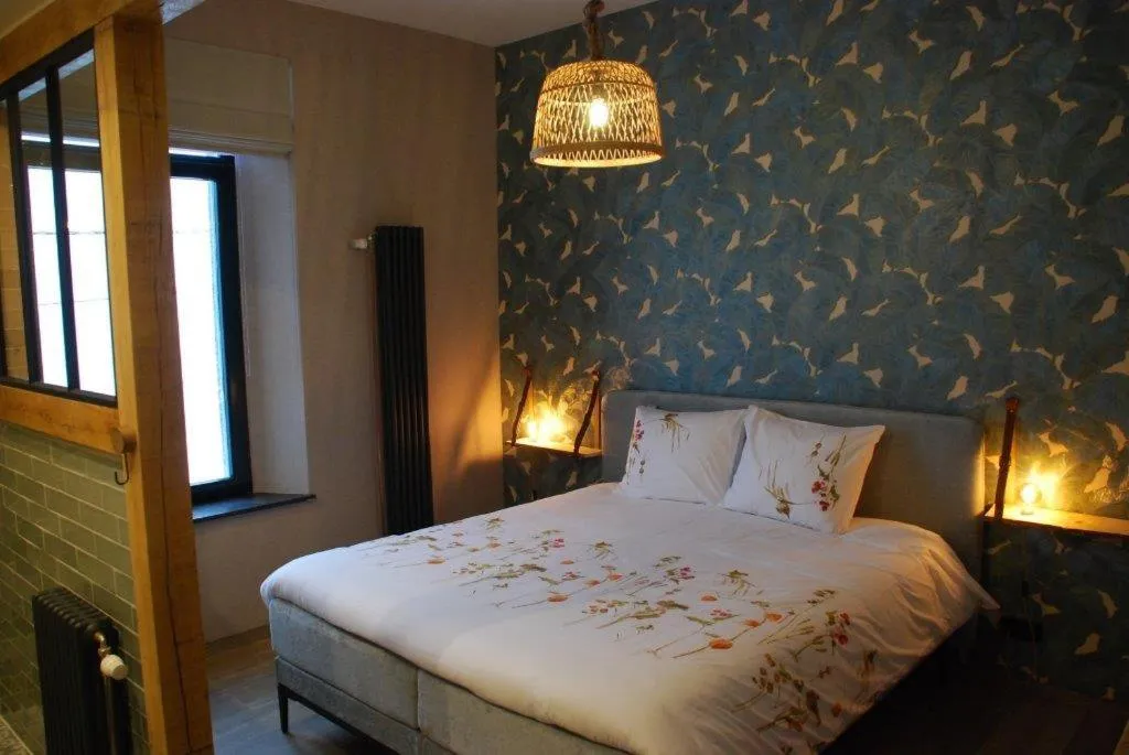 Bed in Monsieur Doute