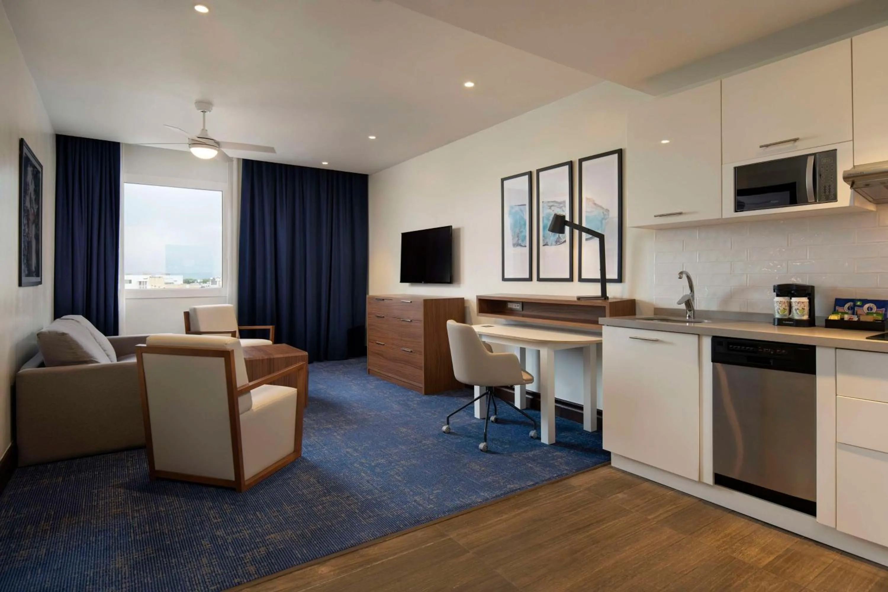 Living room in Homewood Suites By Hilton Santo Domingo