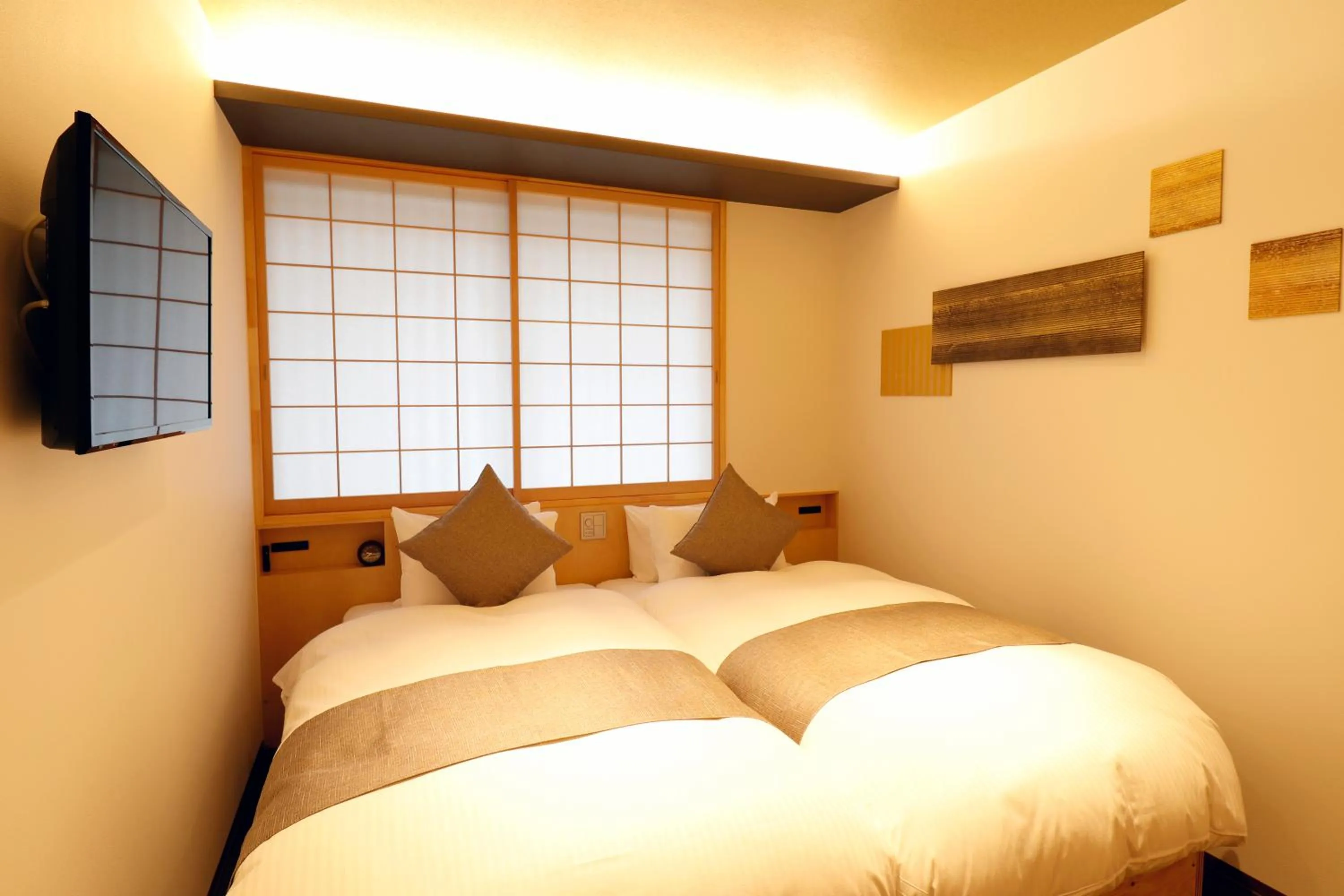 Photo of the whole room, Bed in Stay SAKURA Kyoto SUZAKU OJI
