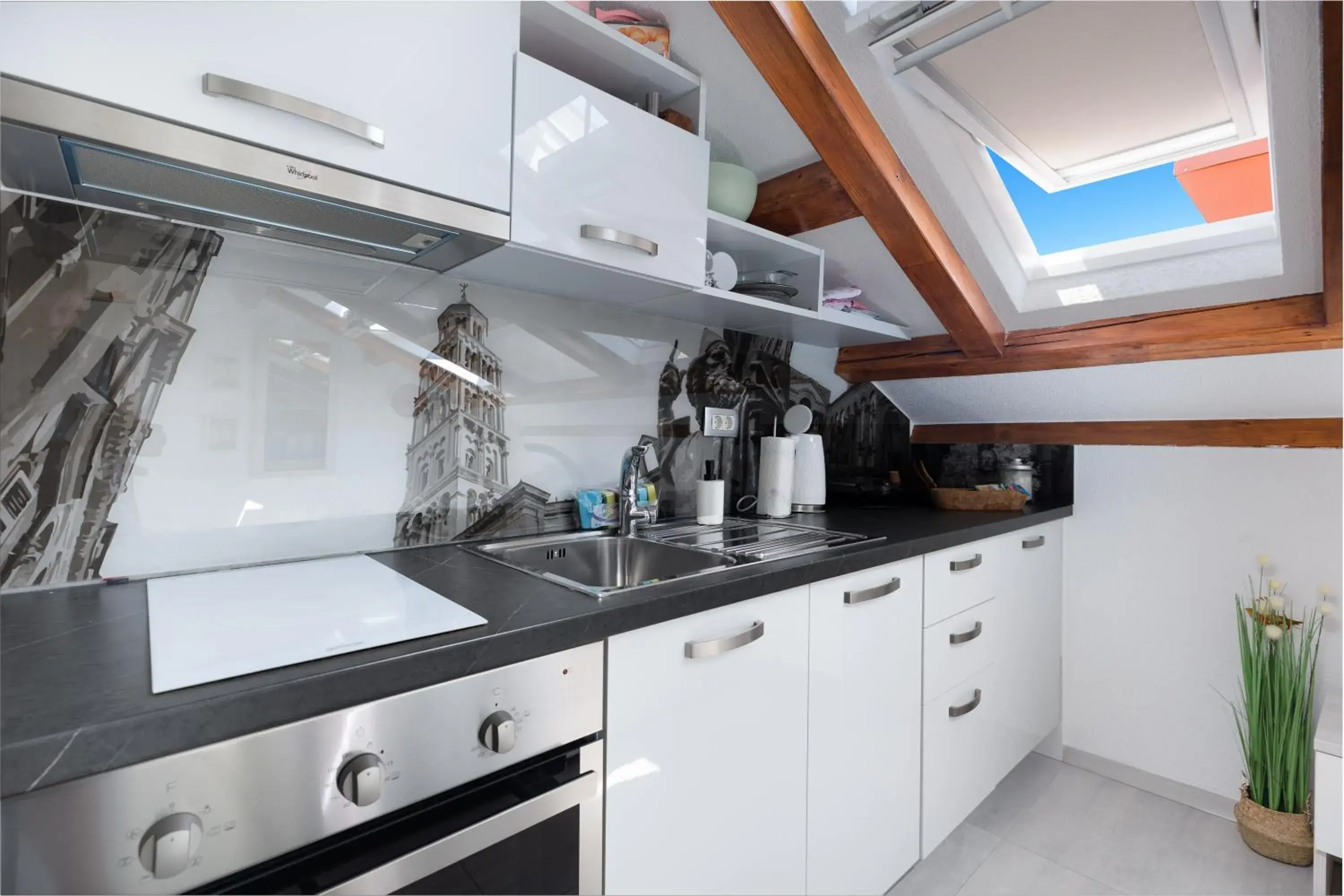 Dante Apartment (Sweet apartment for two) Dante Apartment (Sweet apartment for two)