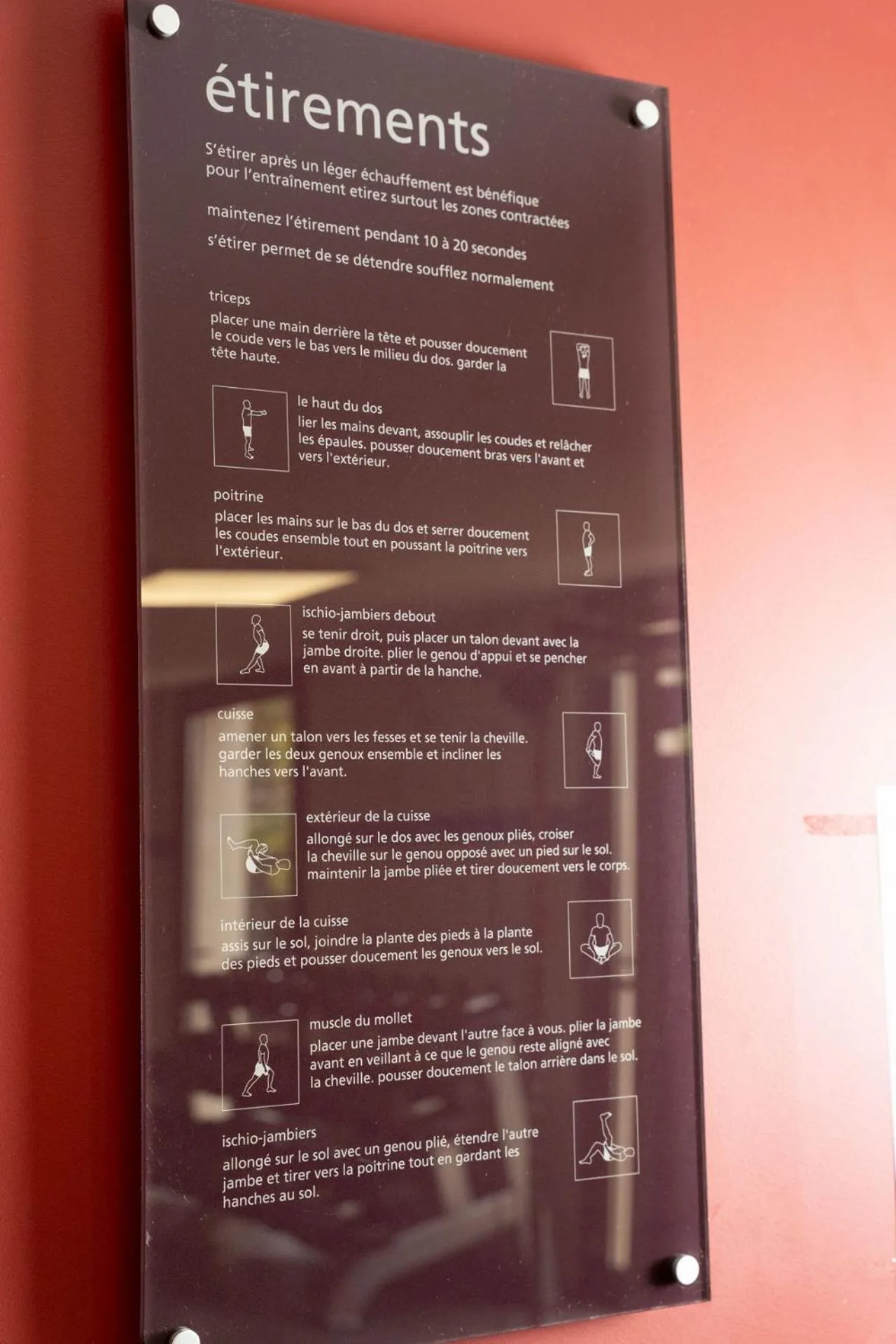 Fitness centre/facilities in OSKO Hôtel Toulouse Aéroport