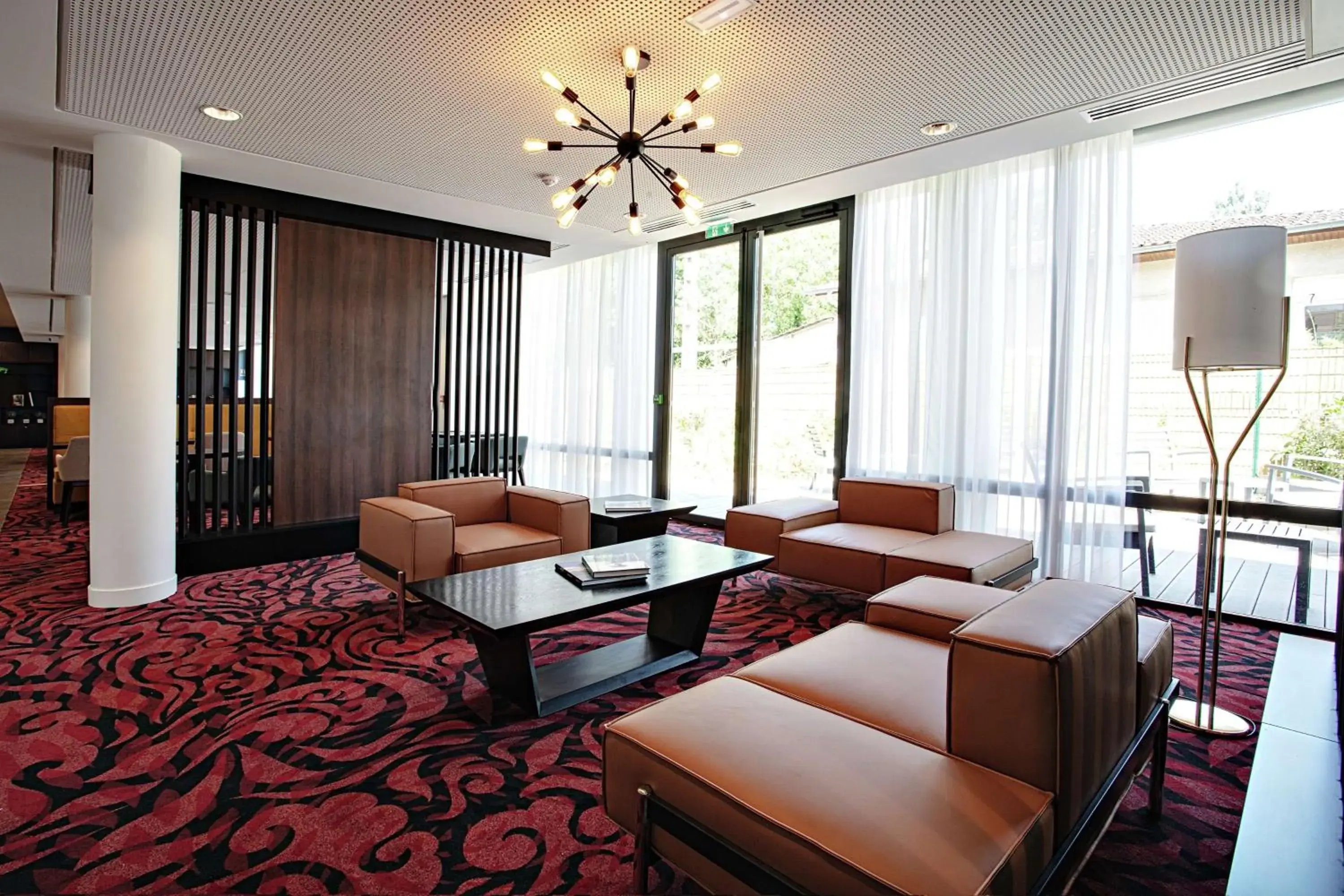 Lobby or reception in Hampton By Hilton Toulouse Airport Lobby or reception in Hampton By Hilton Toulouse Airport