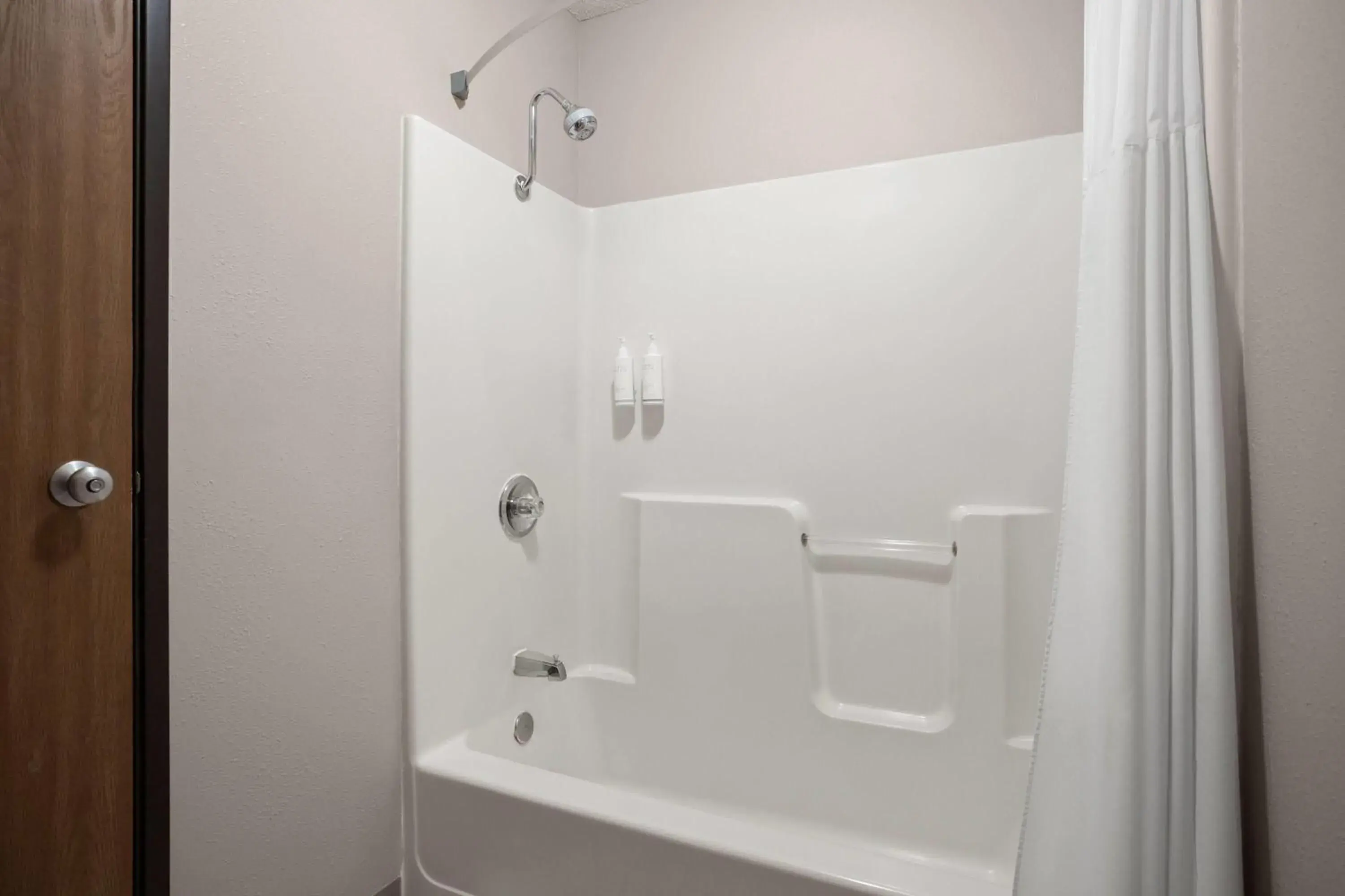Bathroom in Days Inn by Wyndham Spearfish Bathroom in Days Inn by Wyndham Spearfish