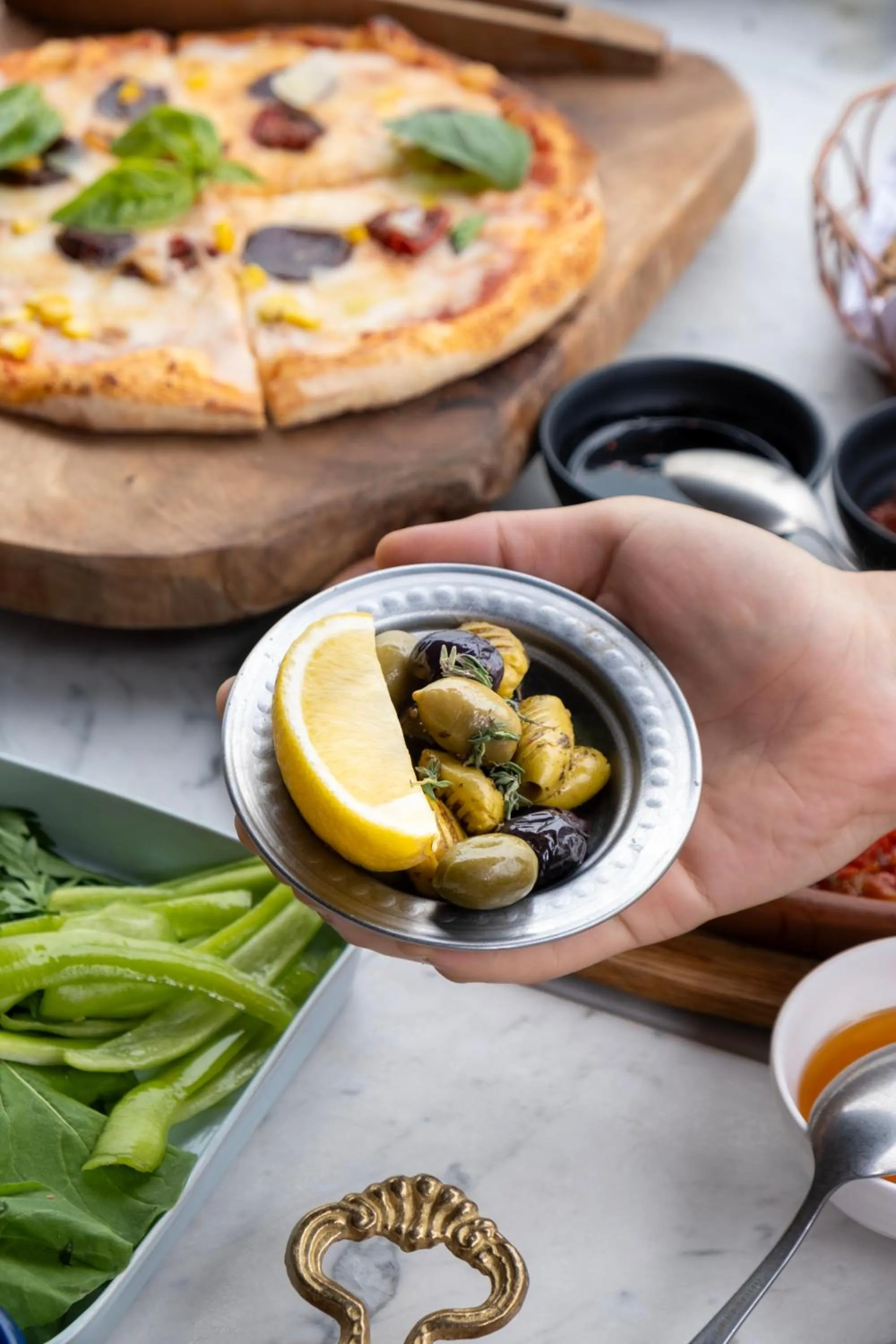 Restaurant/places to eat in Stayso The House Hotel