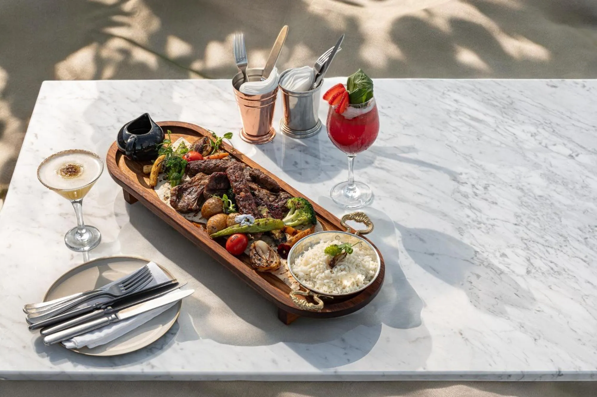 Restaurant/places to eat in Stayso The House Hotel