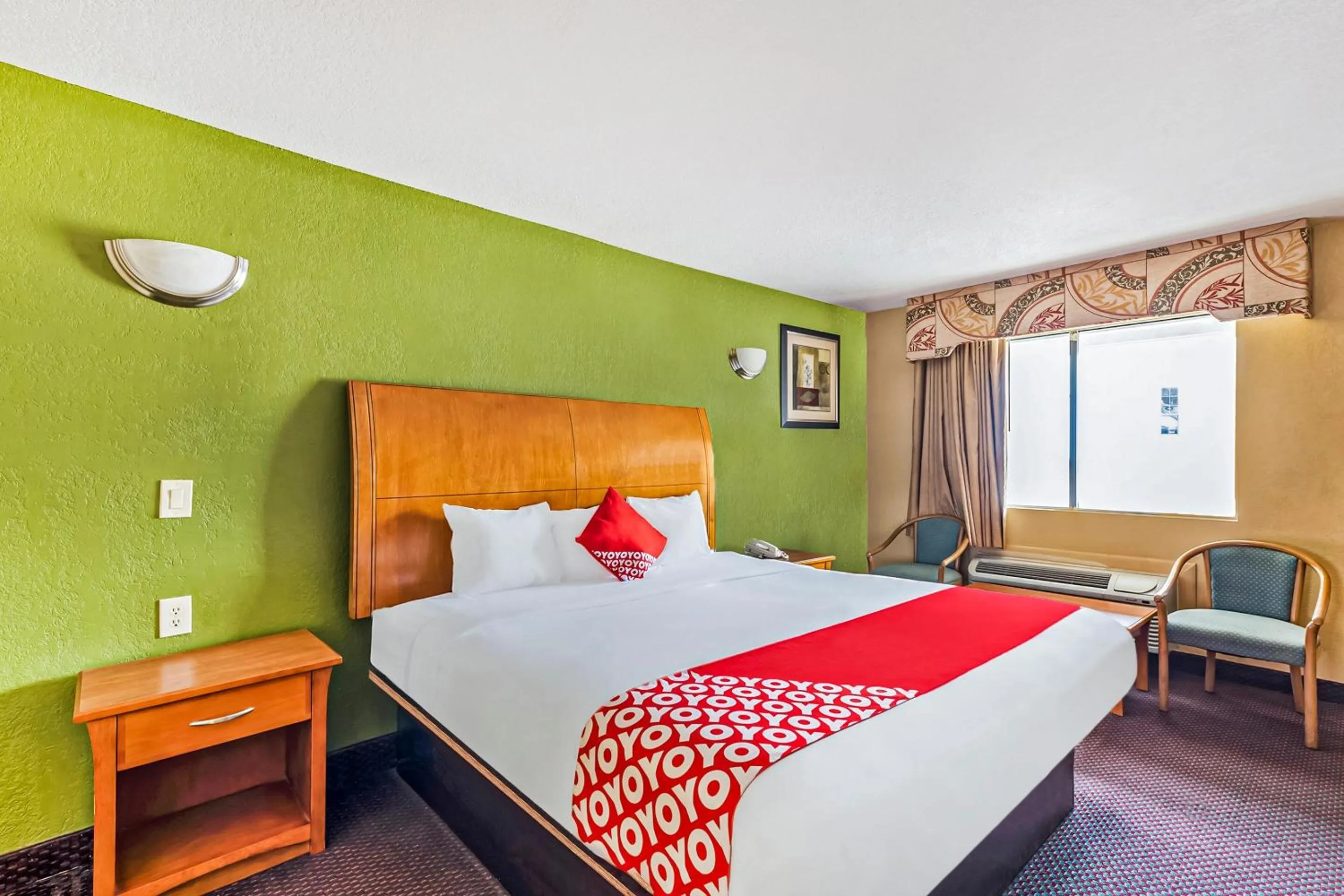 Bedroom in OYO Hotel Jewett TX Southwest, I-45