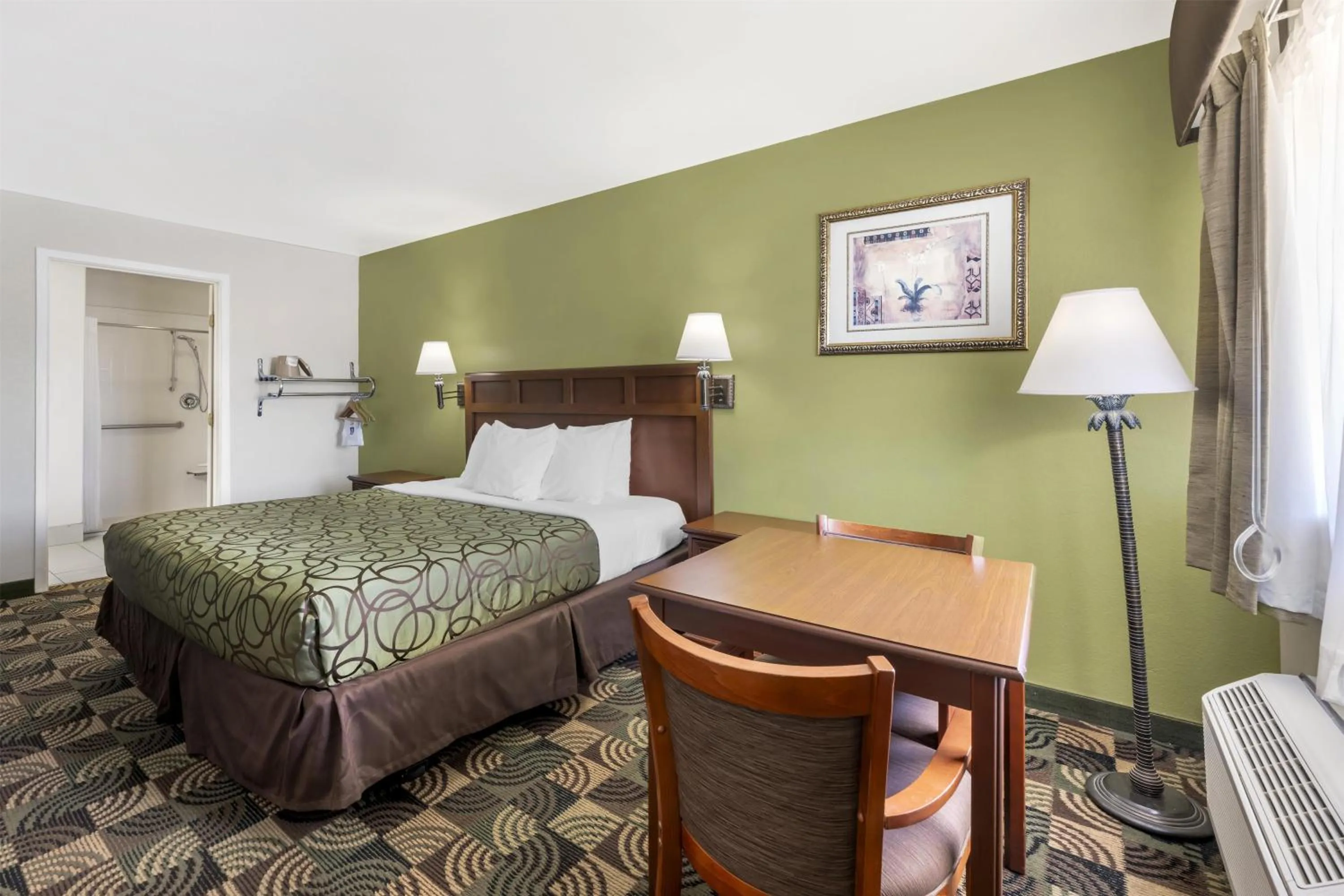 Bedroom, Bed in Best Western Caprock Inn