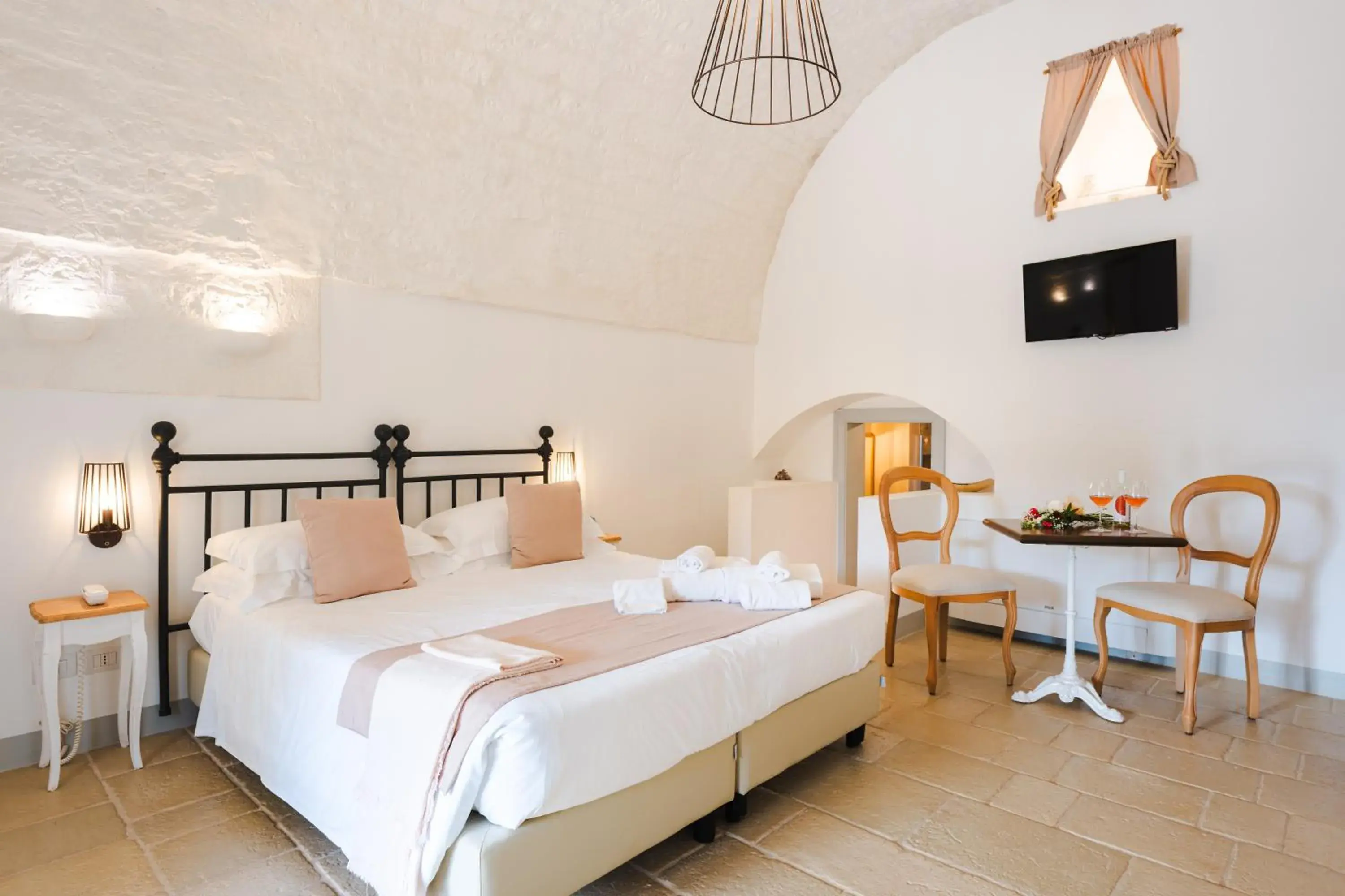 Bed in Borgo Cozzana Bed in Borgo Cozzana