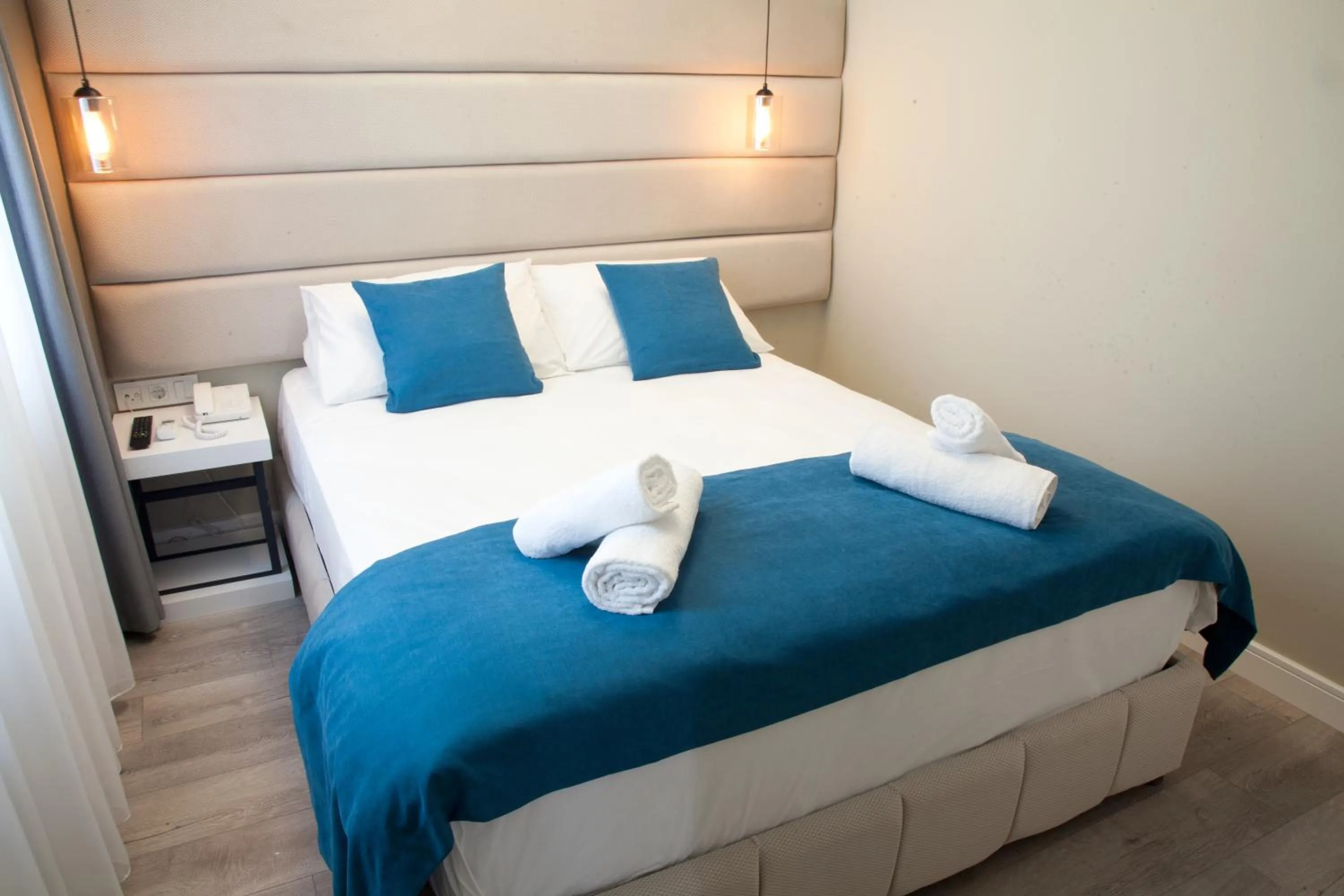 Photo of the whole room, Bed in Siete Hotel