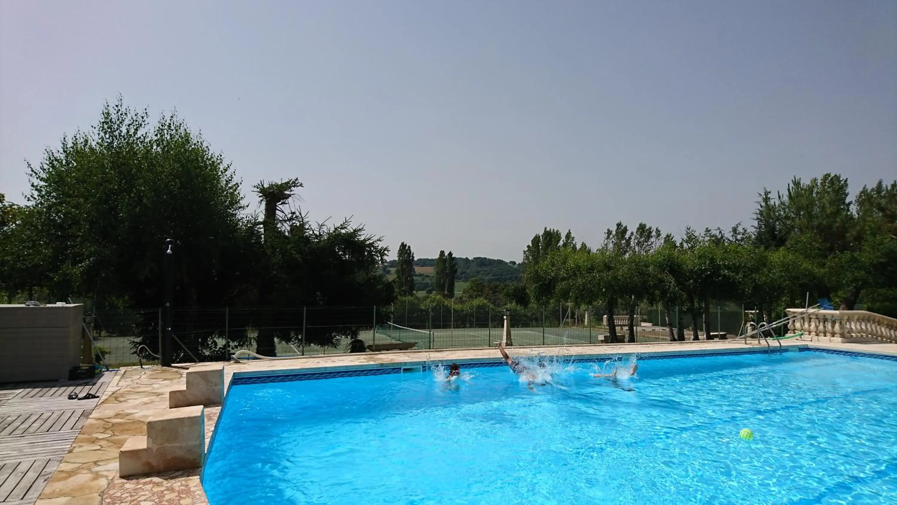 Swimming pool in PARADISE CHALLETS AND CAMPING