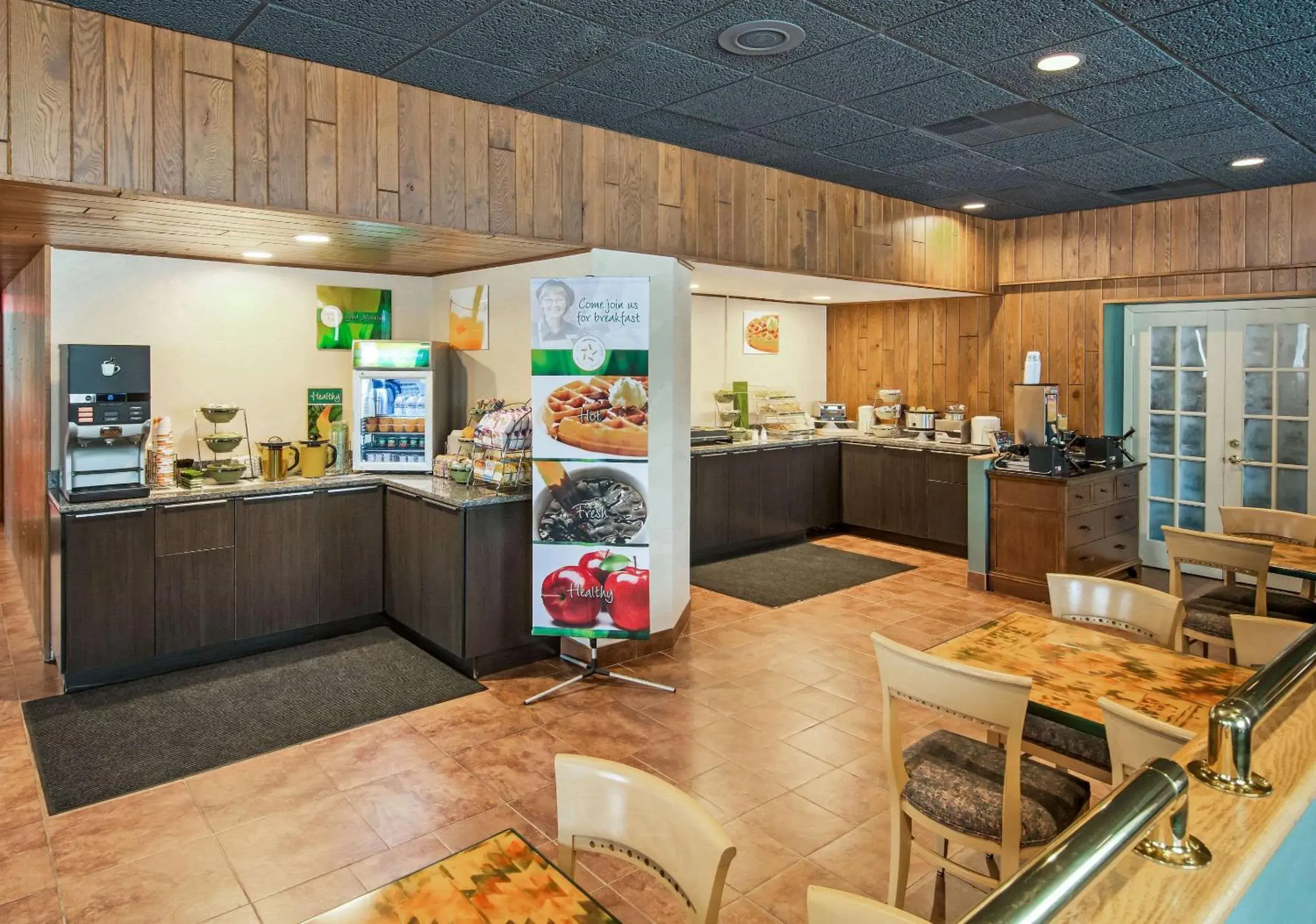Restaurant/places to eat in Quality Inn & Suites Restaurant/places to eat in Quality Inn & Suites