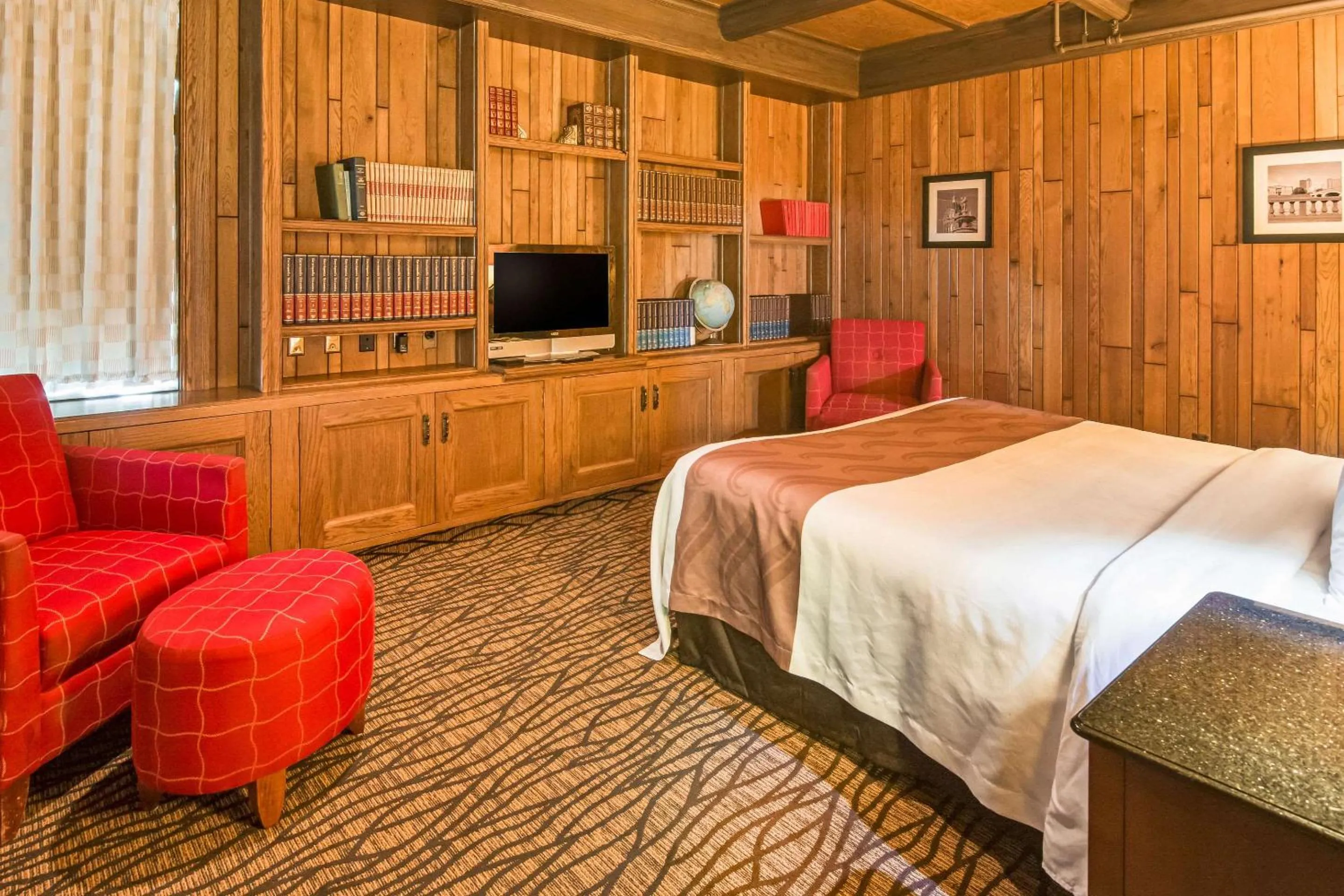 Photo of the whole room in Quality Inn & Suites